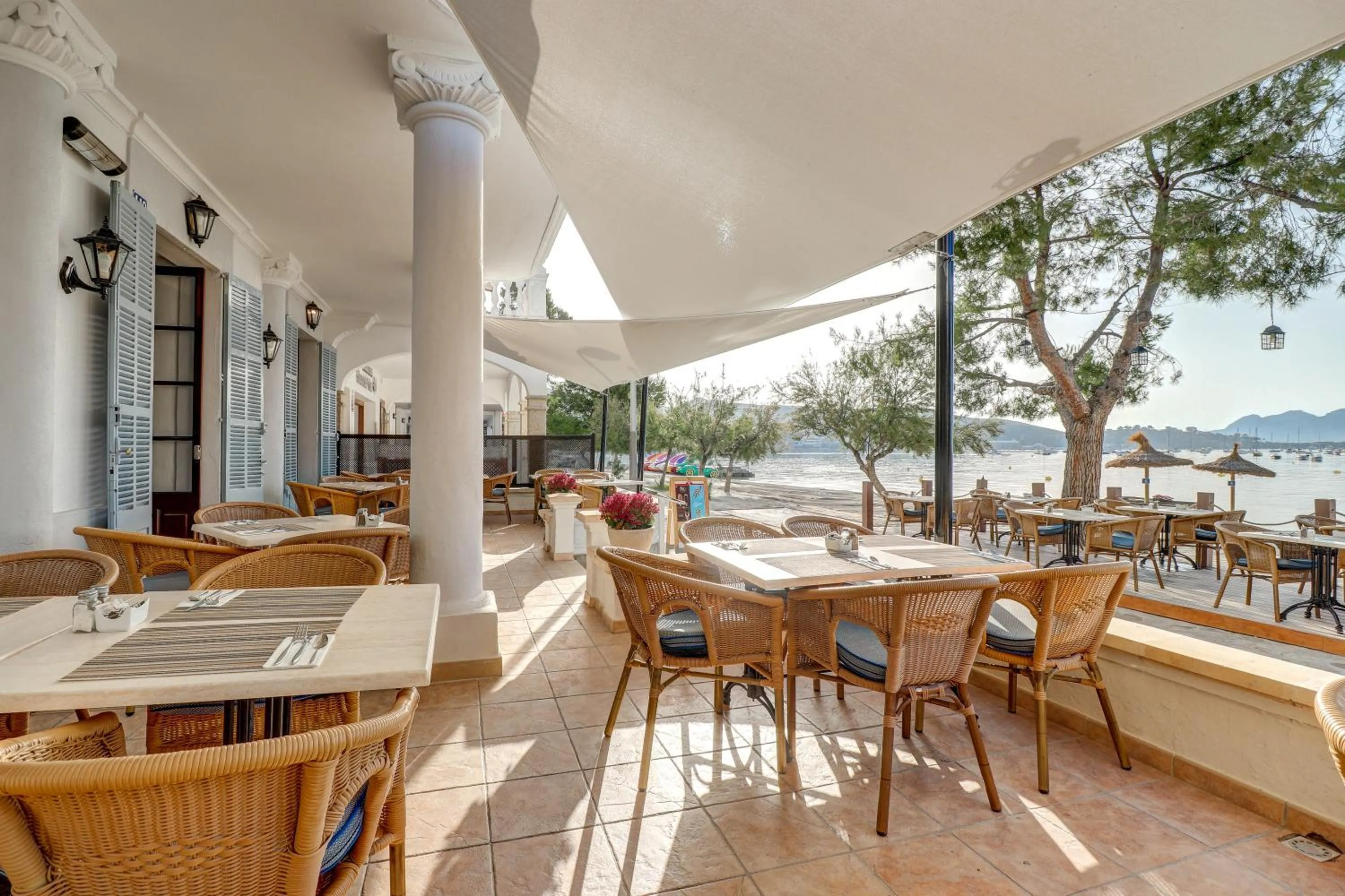 Restaurant/places to eat in Hoposa Bahia