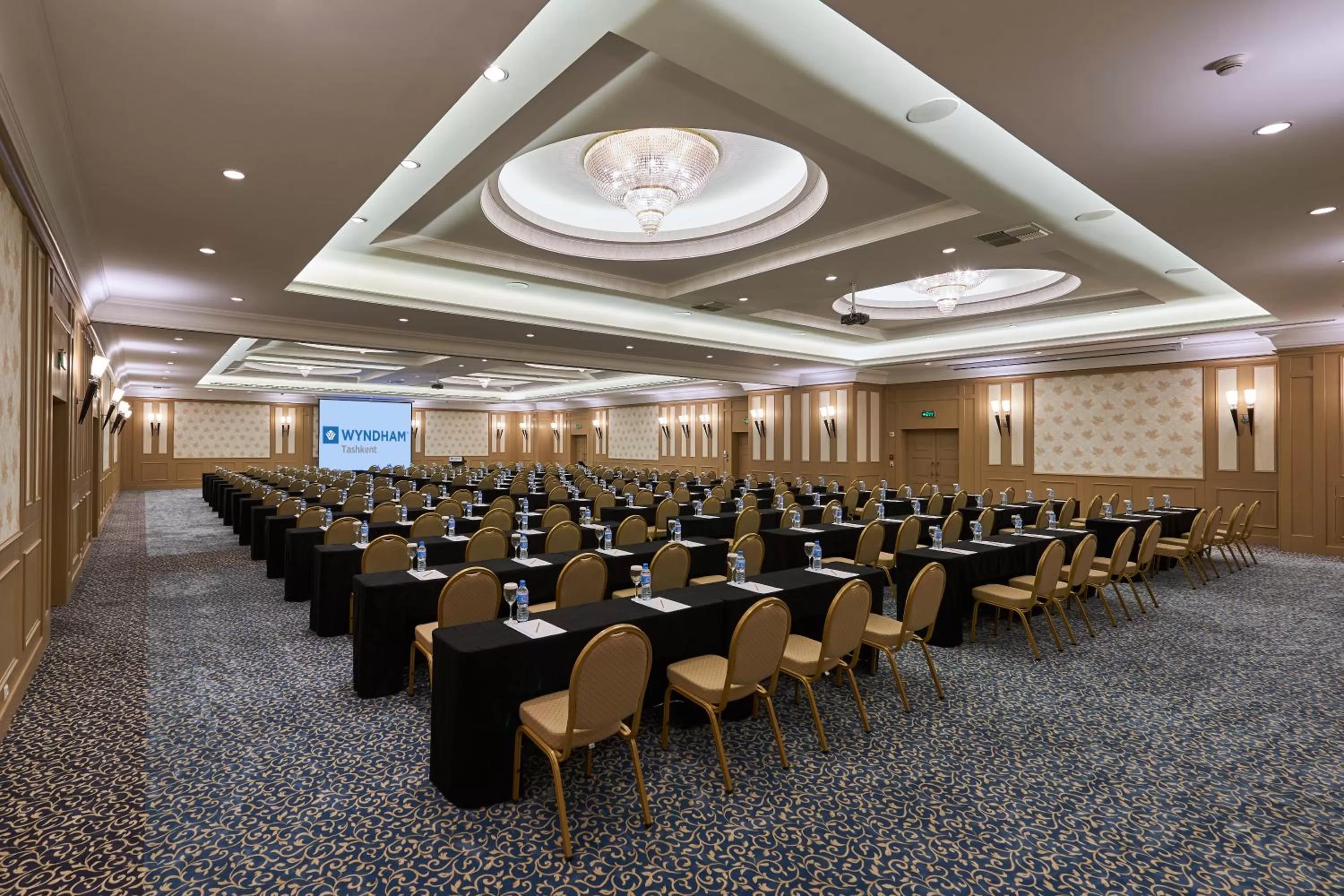 Business facilities in Wyndham Tashkent