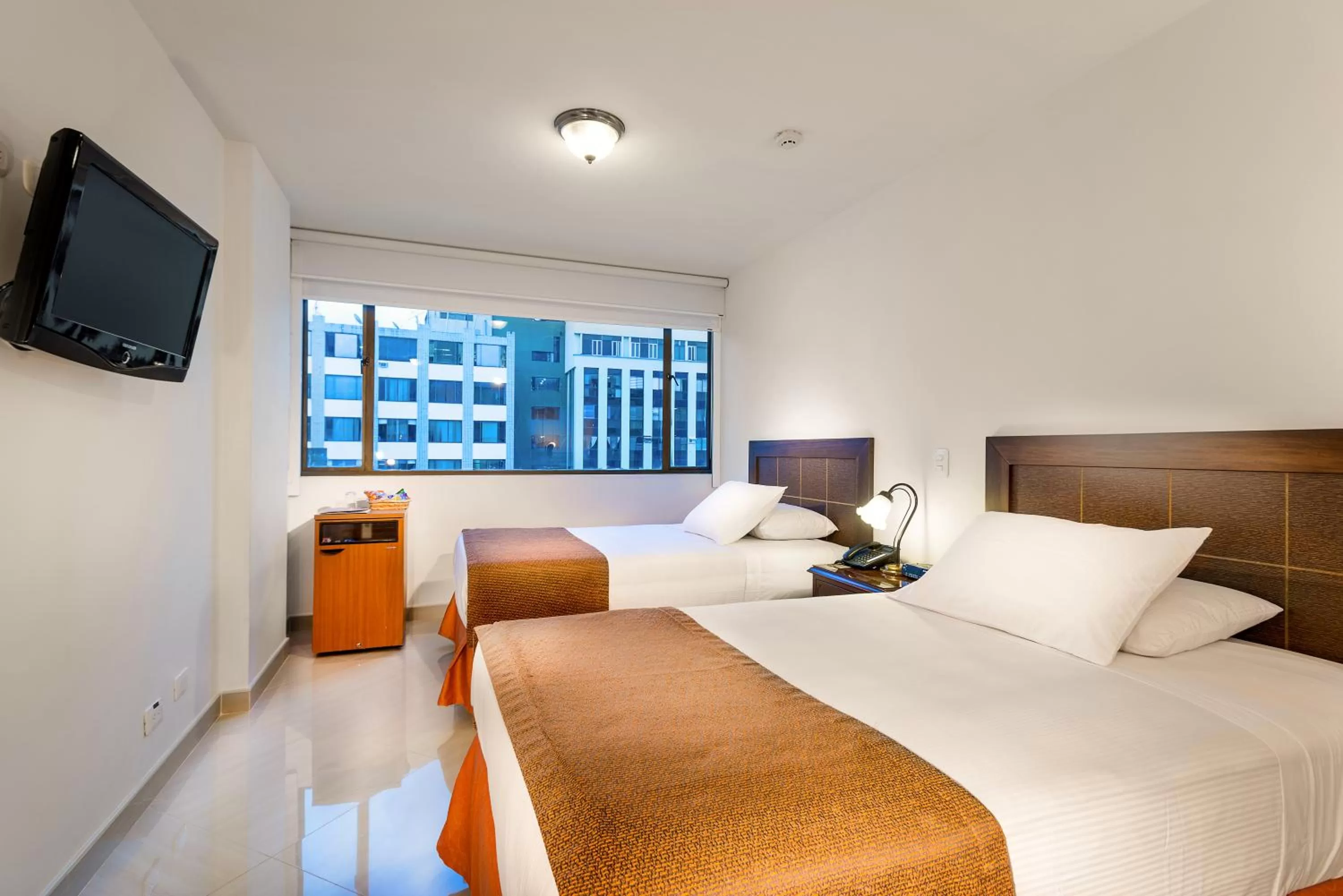 Bedroom, Bed in Hotel Dann Combeima