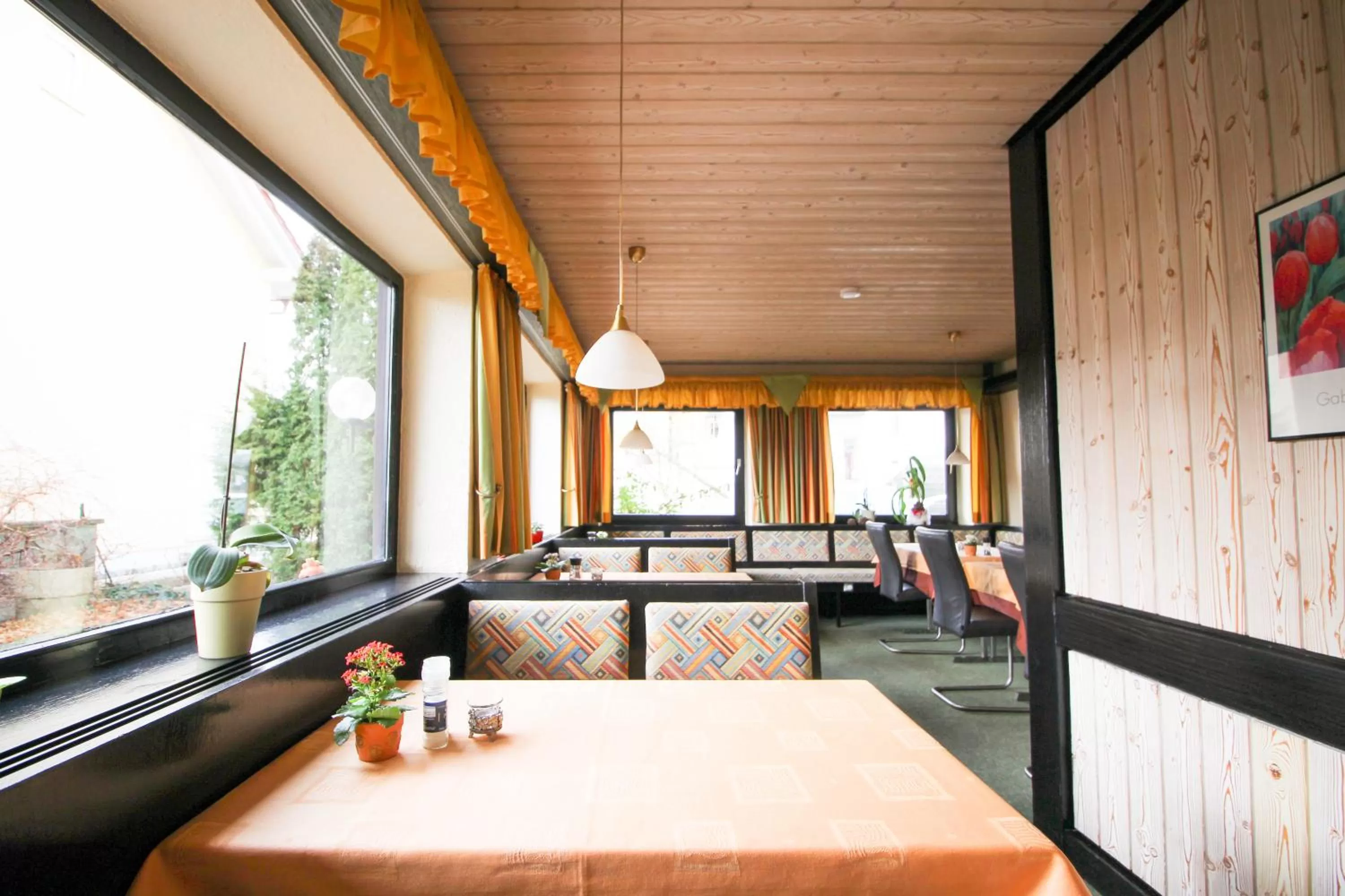 Restaurant/places to eat in Hotel Brandl