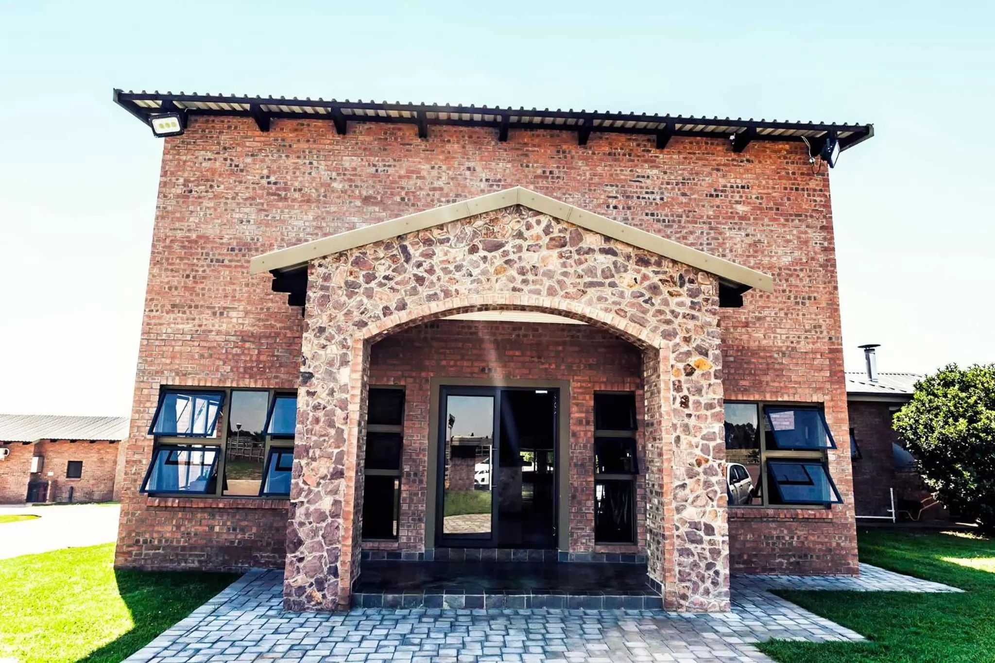 Restaurant/places to eat in Rustique Boutique Hotel