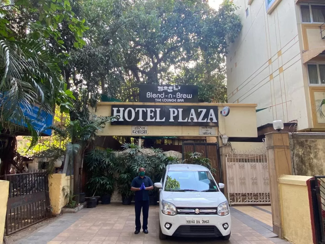 Facade/entrance in Hotel Plaza