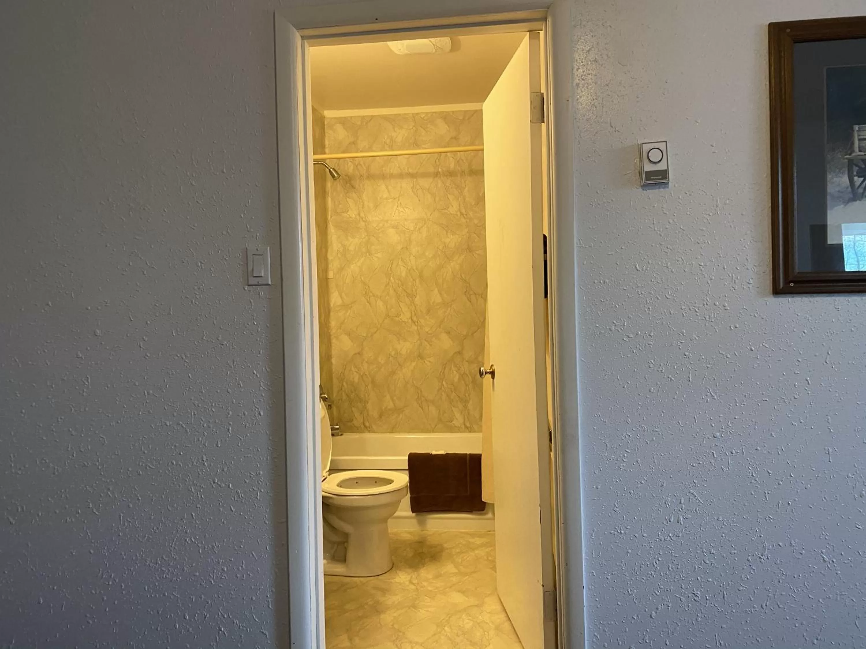 Bathroom in Hitching Post Motel