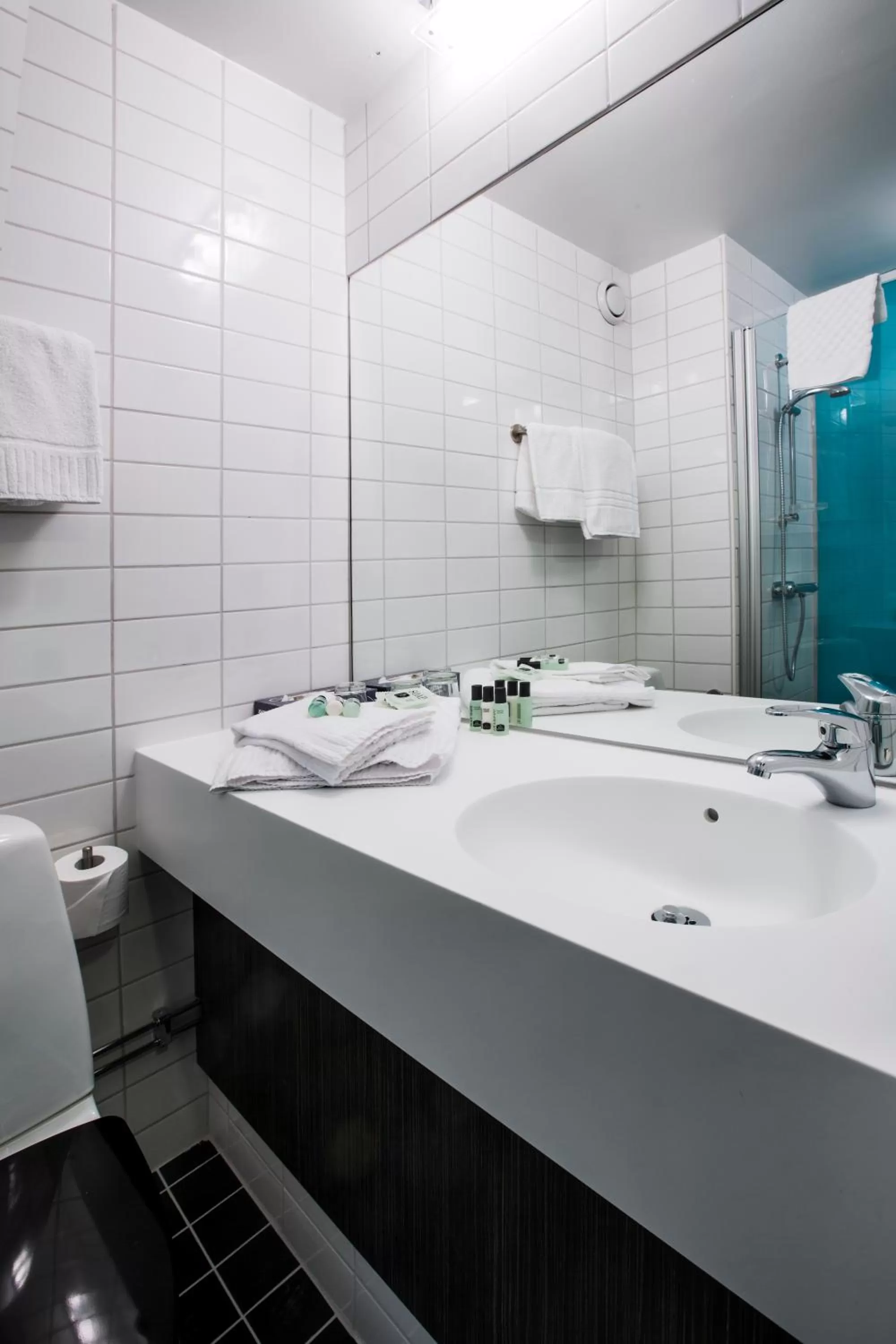 Bathroom in Elite City Hotel, Örebro