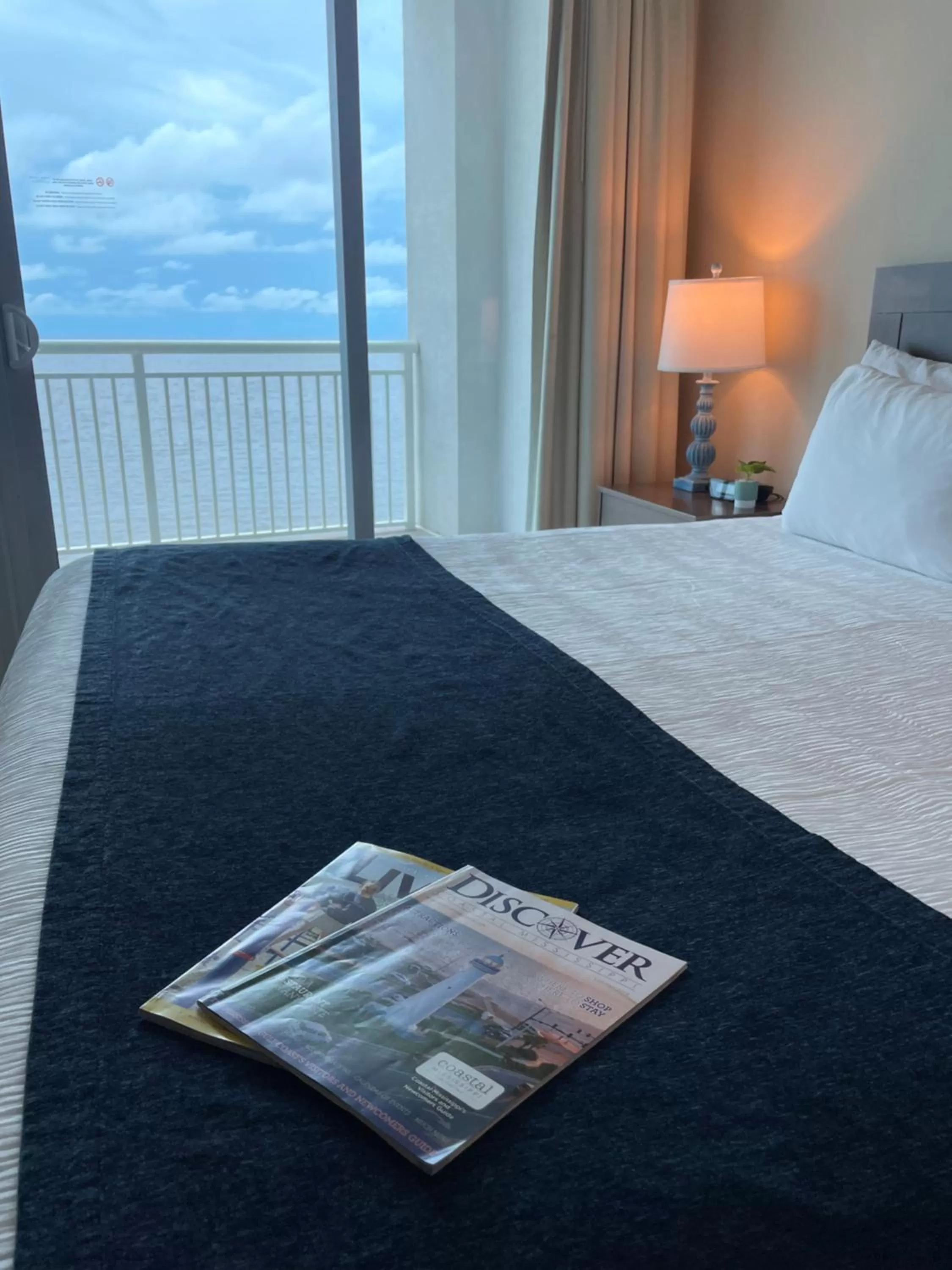 Bedroom, Bed in South Beach Biloxi Hotel & Suites