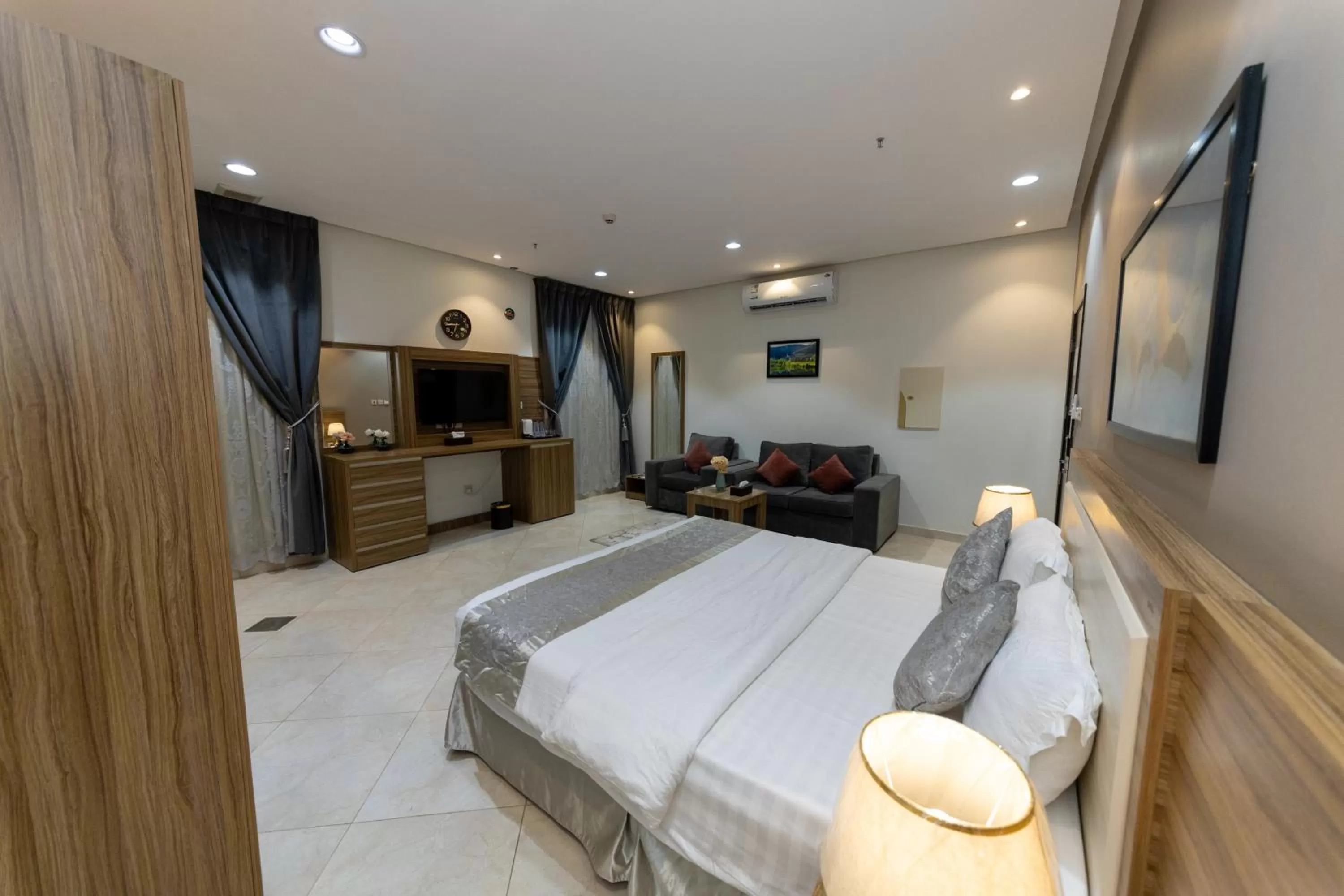 Bed in Admire Apart' Hotel