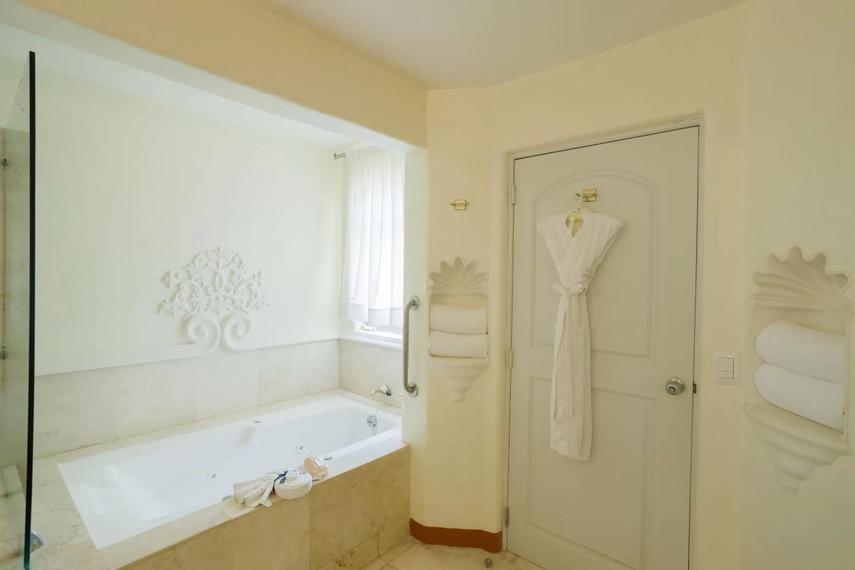 Bathroom in Quinta Real Acapulco