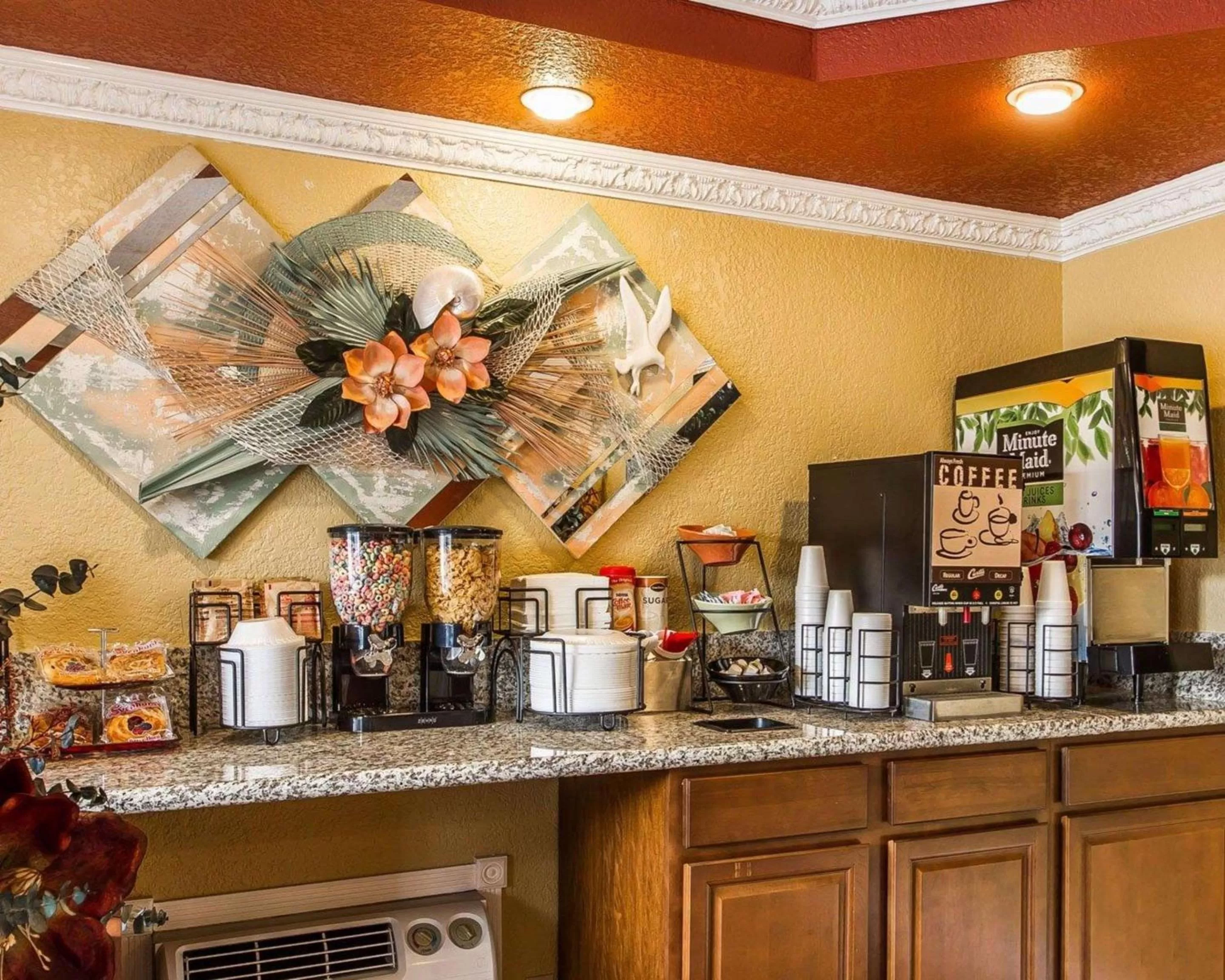 Restaurant/places to eat in Rodeway Inn Chico University Area