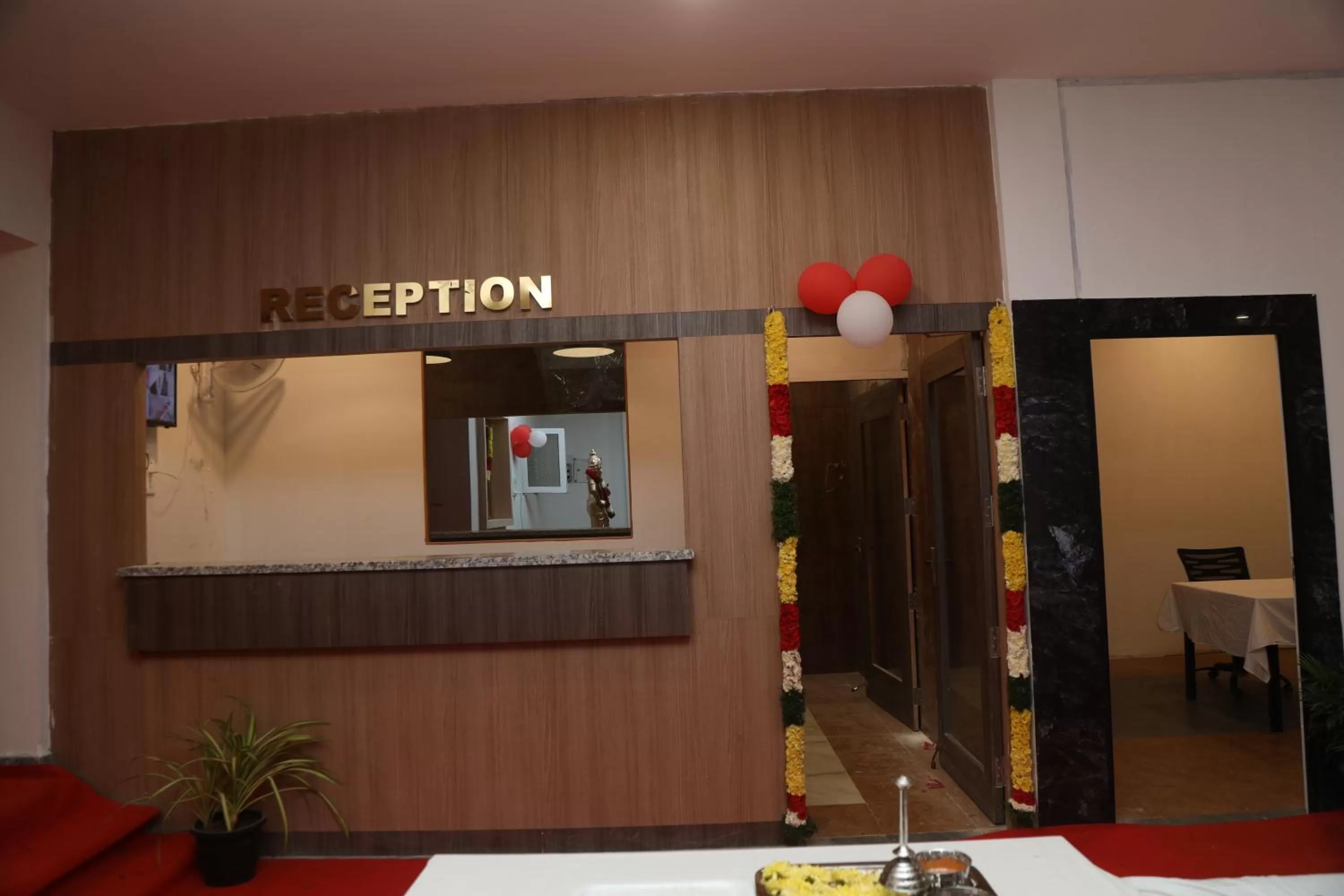 Hotel RK - Temple Stay