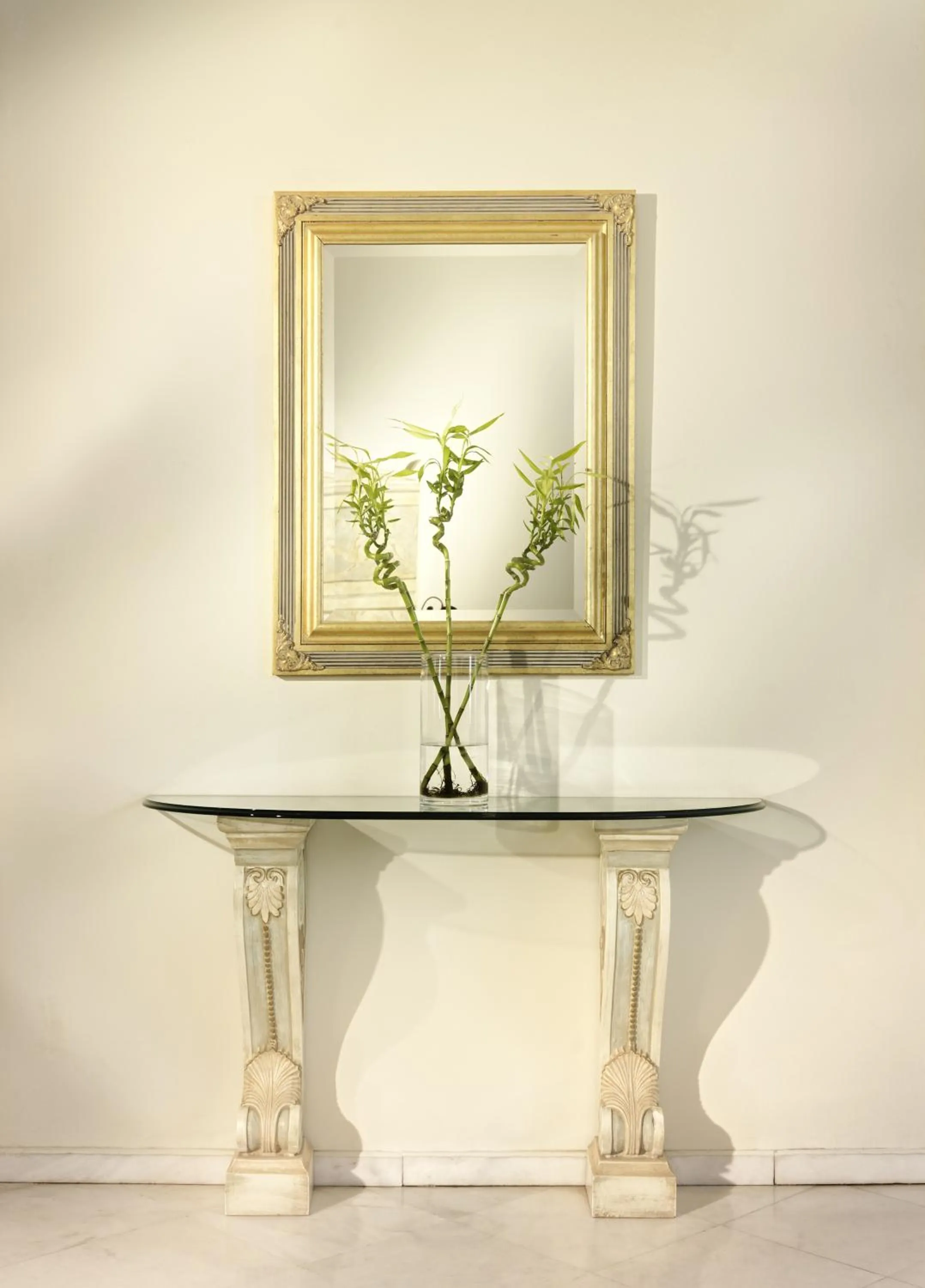 Decorative detail in Jason Inn