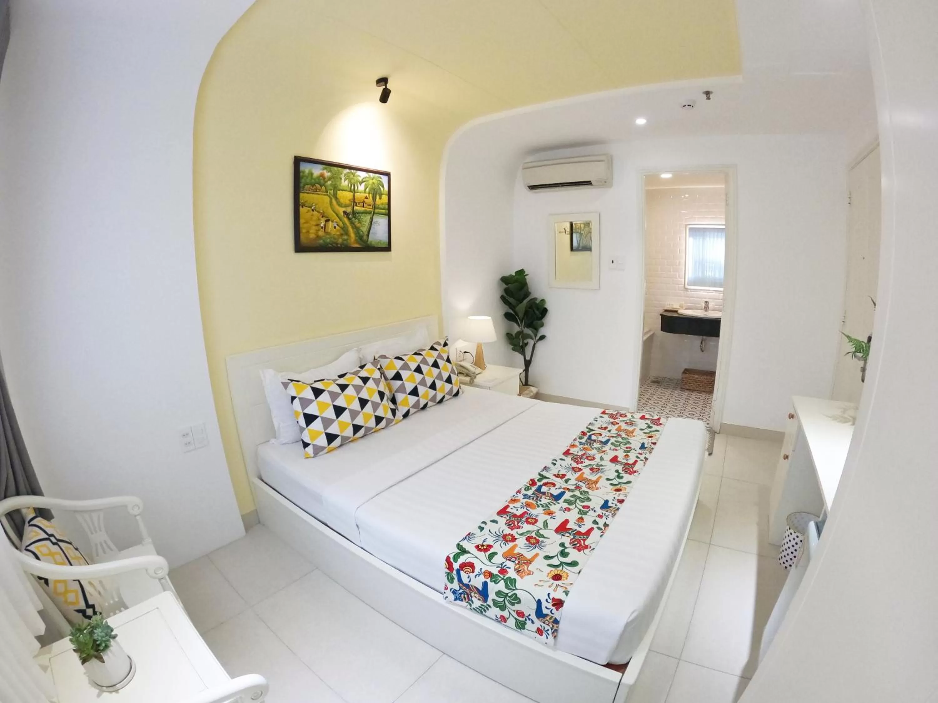 Photo of the whole room, Bed in Dinh Phat Hotel