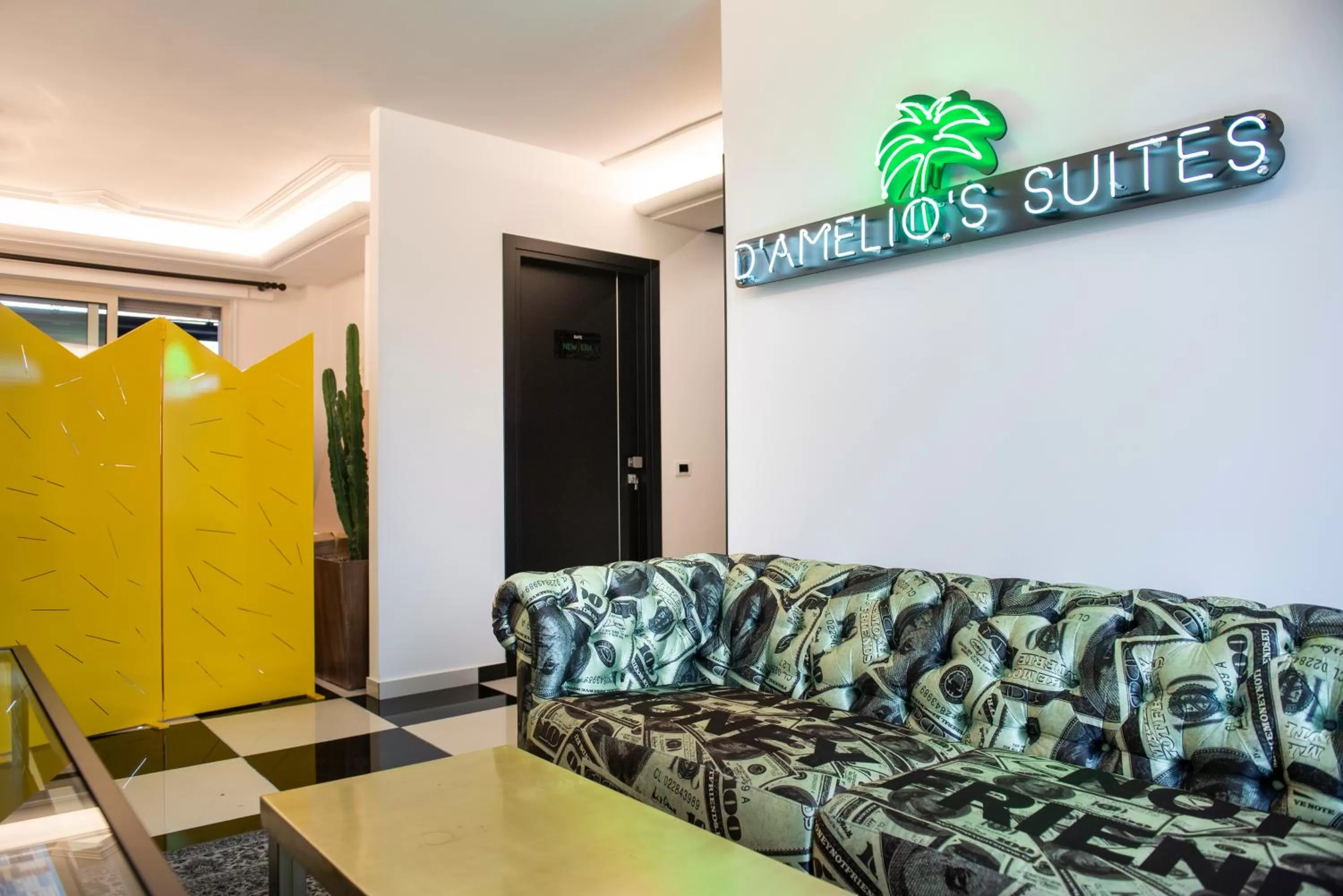 Seating Area in D'amelio'S suites