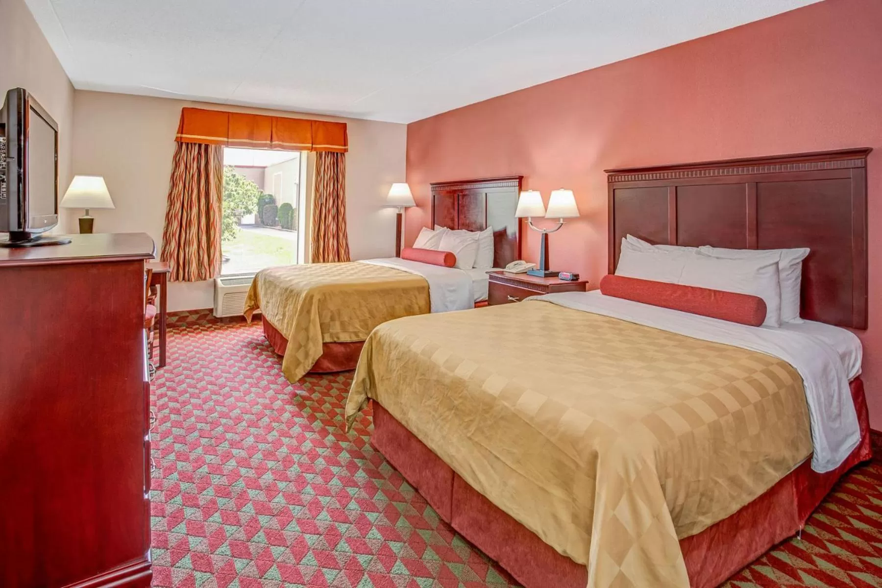 Family Room with Two Queen Beds - Non-Smoking in Ramada by Wyndham Murfreesboro