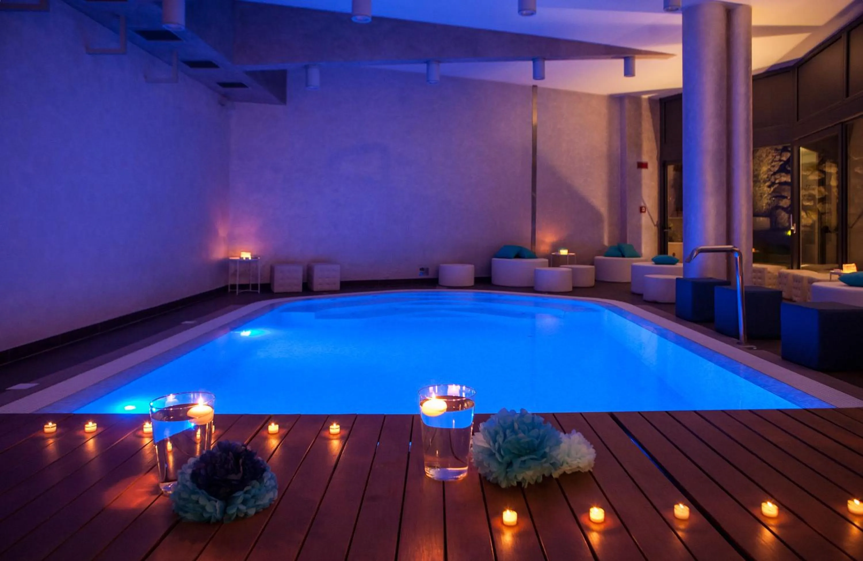 Hot Tub in Winter Garden Hotel Bergamo Airport