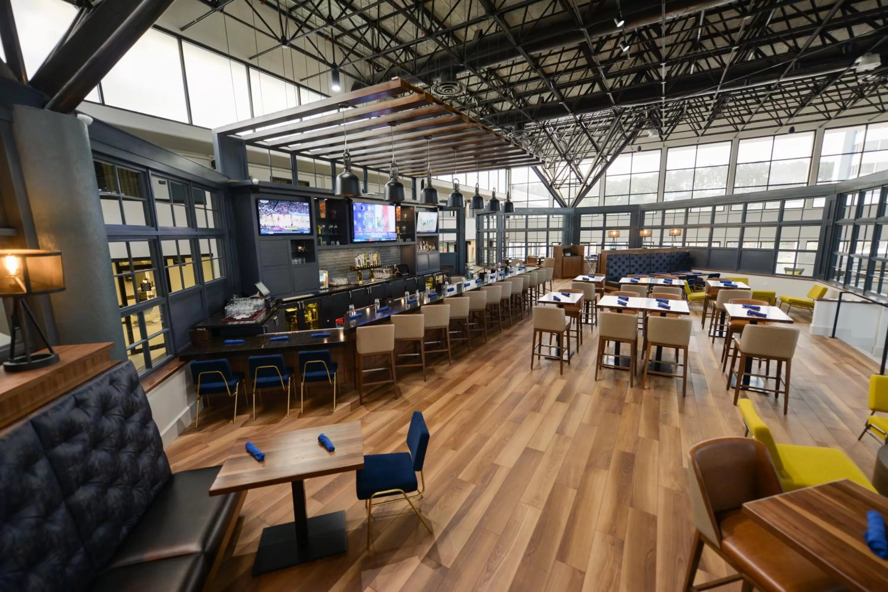 Crowne Plaza Jacksonville Airport I-95N by IHG