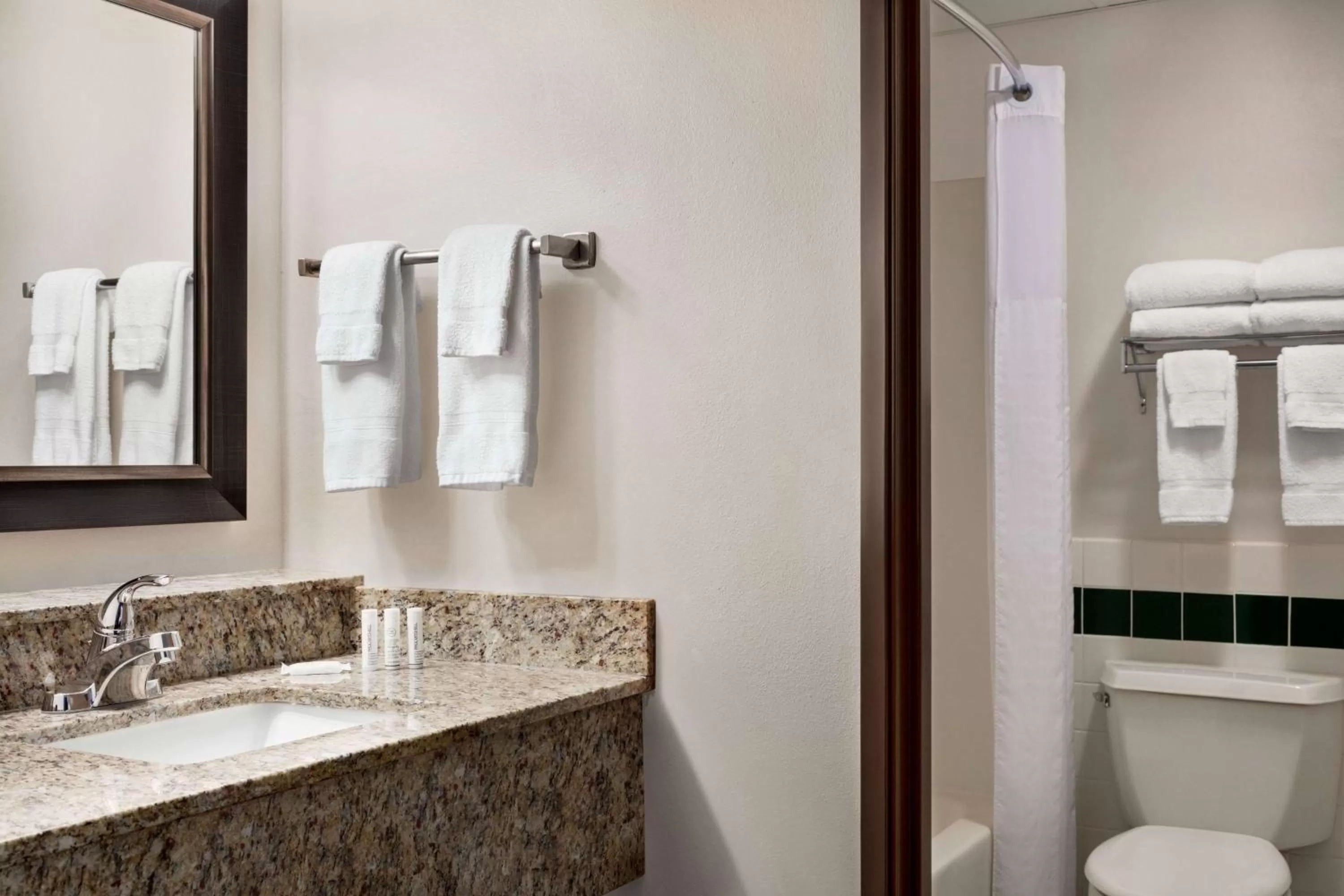 TV and multimedia in AmericInn by Wyndham Baudette