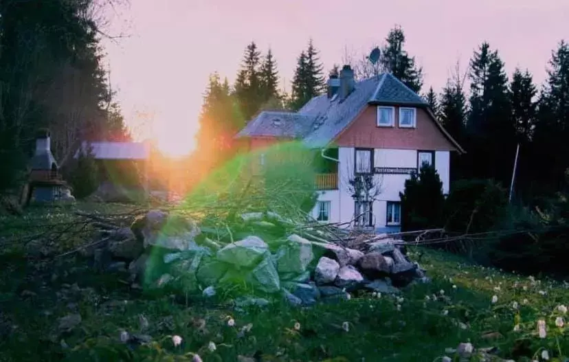 Schwarzwald Apartments im Haus Tanneck - Feldberg - Titisee Schwarzwald Apartments im Haus Tanneck - Feldberg - Titisee