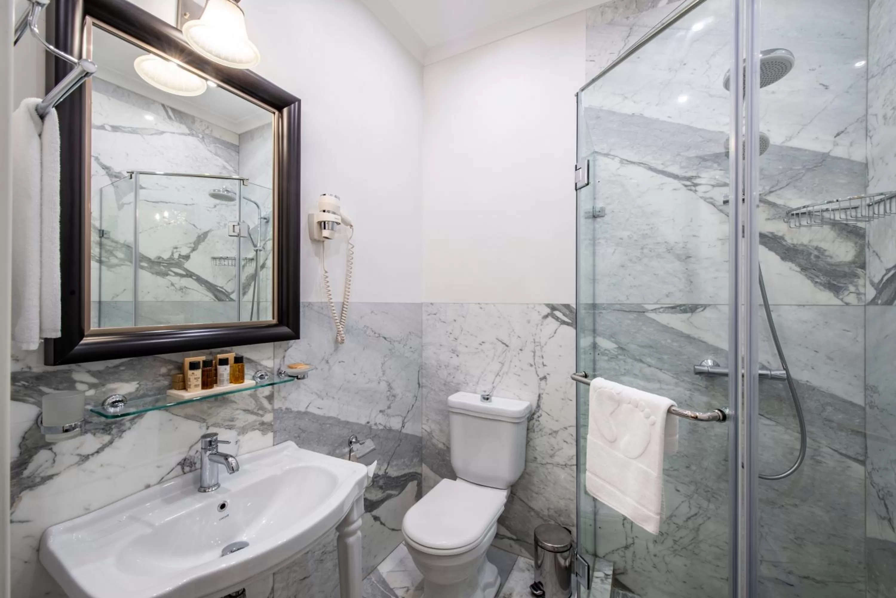 Ambassadori Tbilisi Hotel