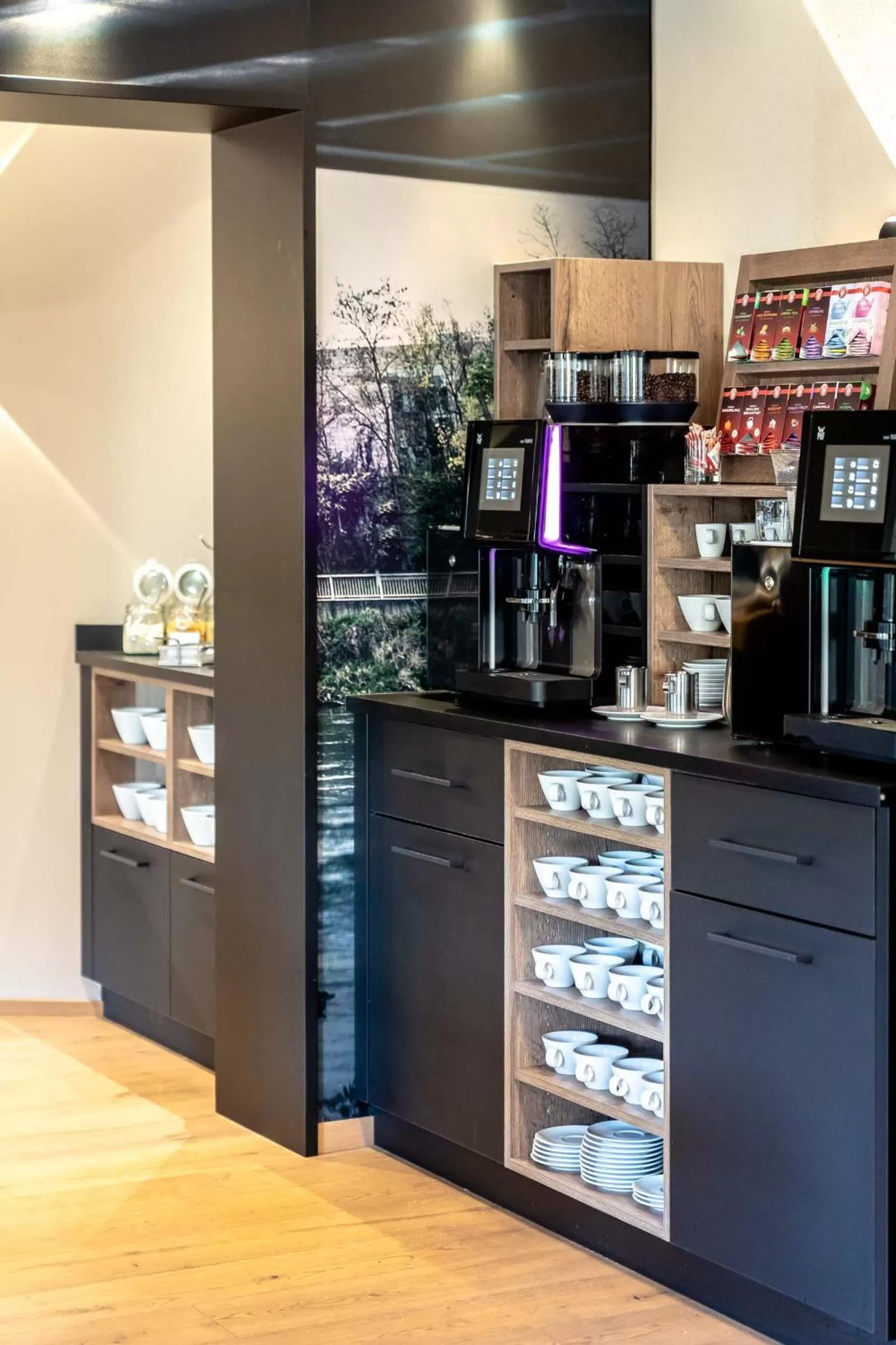 Restaurant/places to eat in Altstadthotel