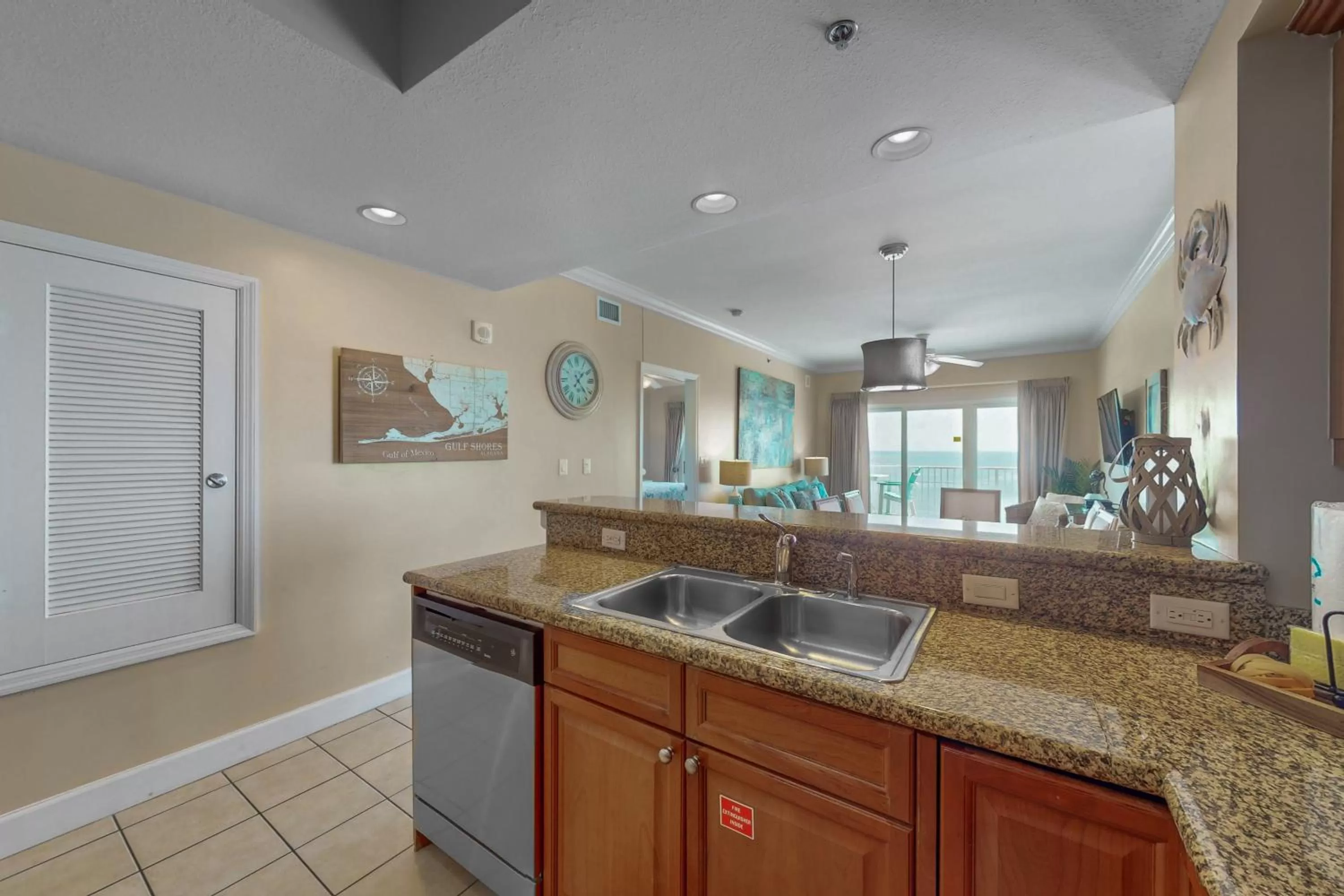 Kitchen/Kitchenette in Seawind #1109