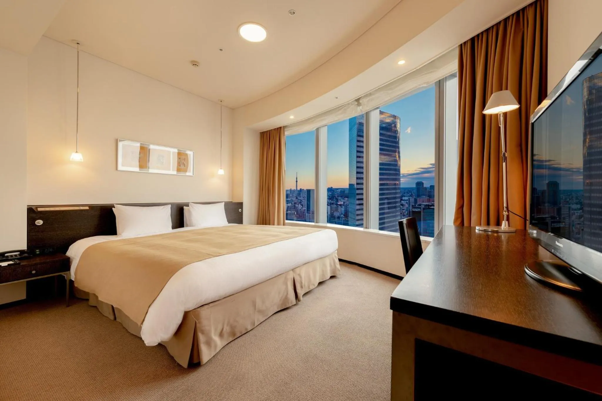 Bed in Park Hotel Tokyo