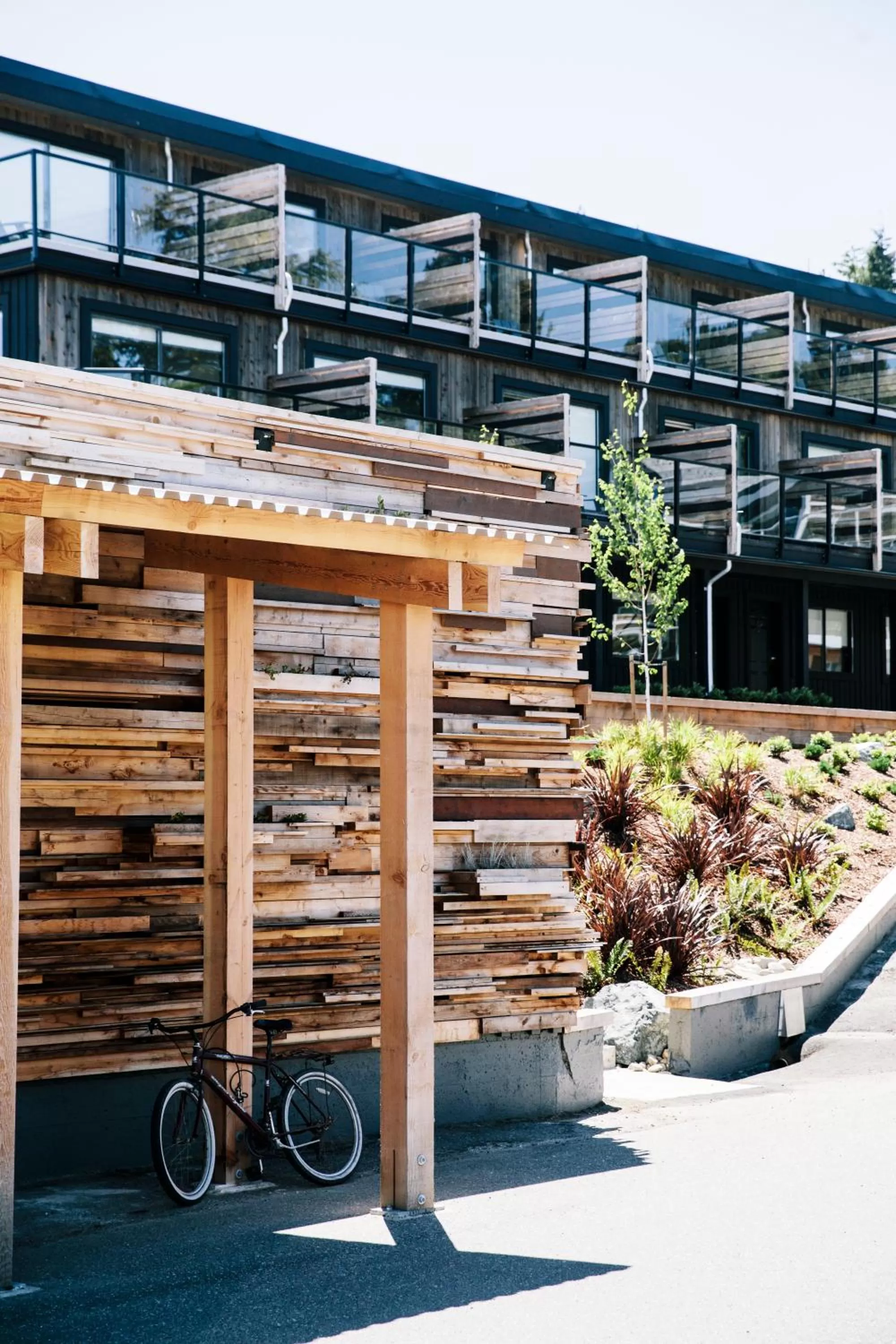 Facade/entrance in Tofino Resort + Marina