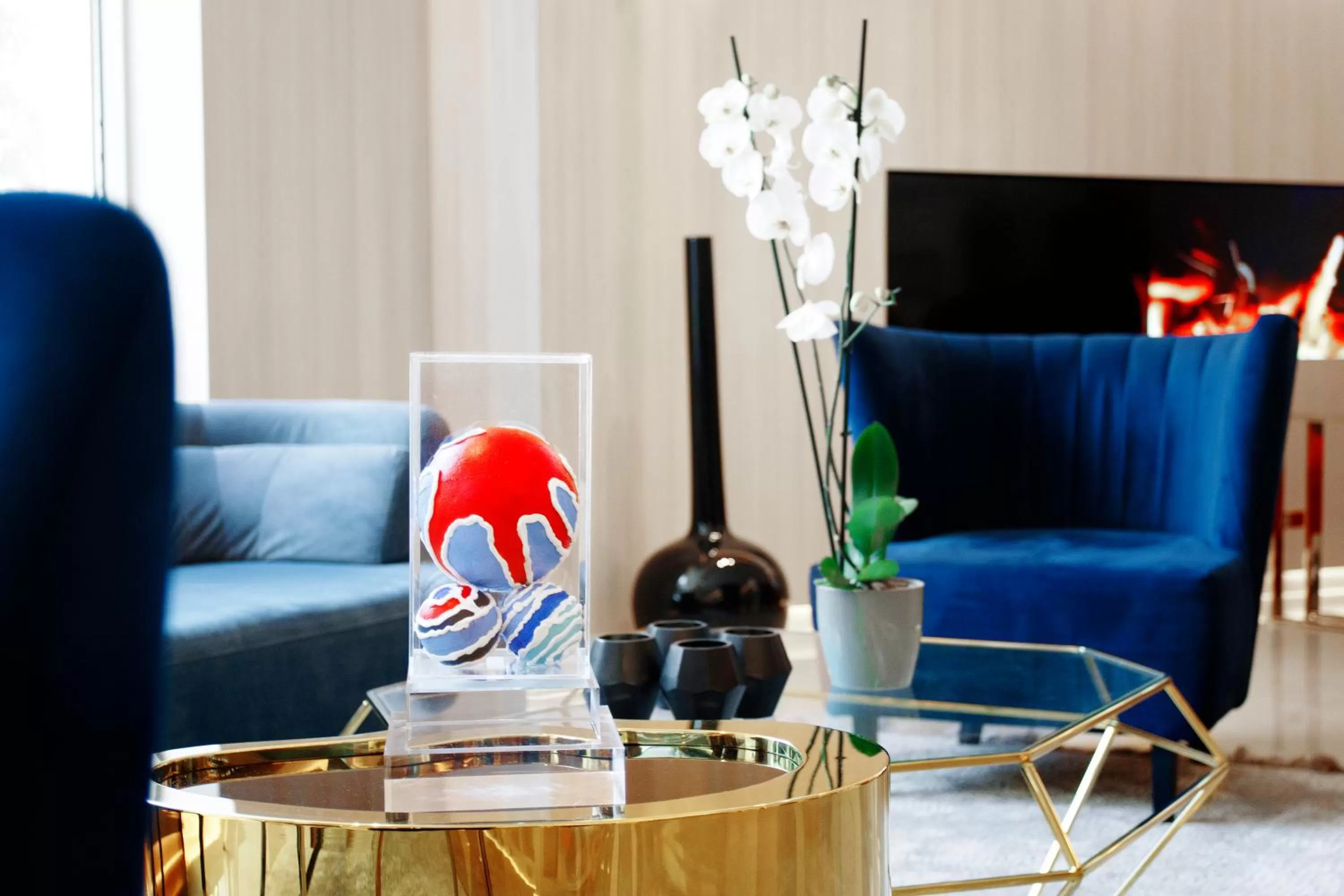 Seating area in St George Lycabettus Lifestyle Hotel