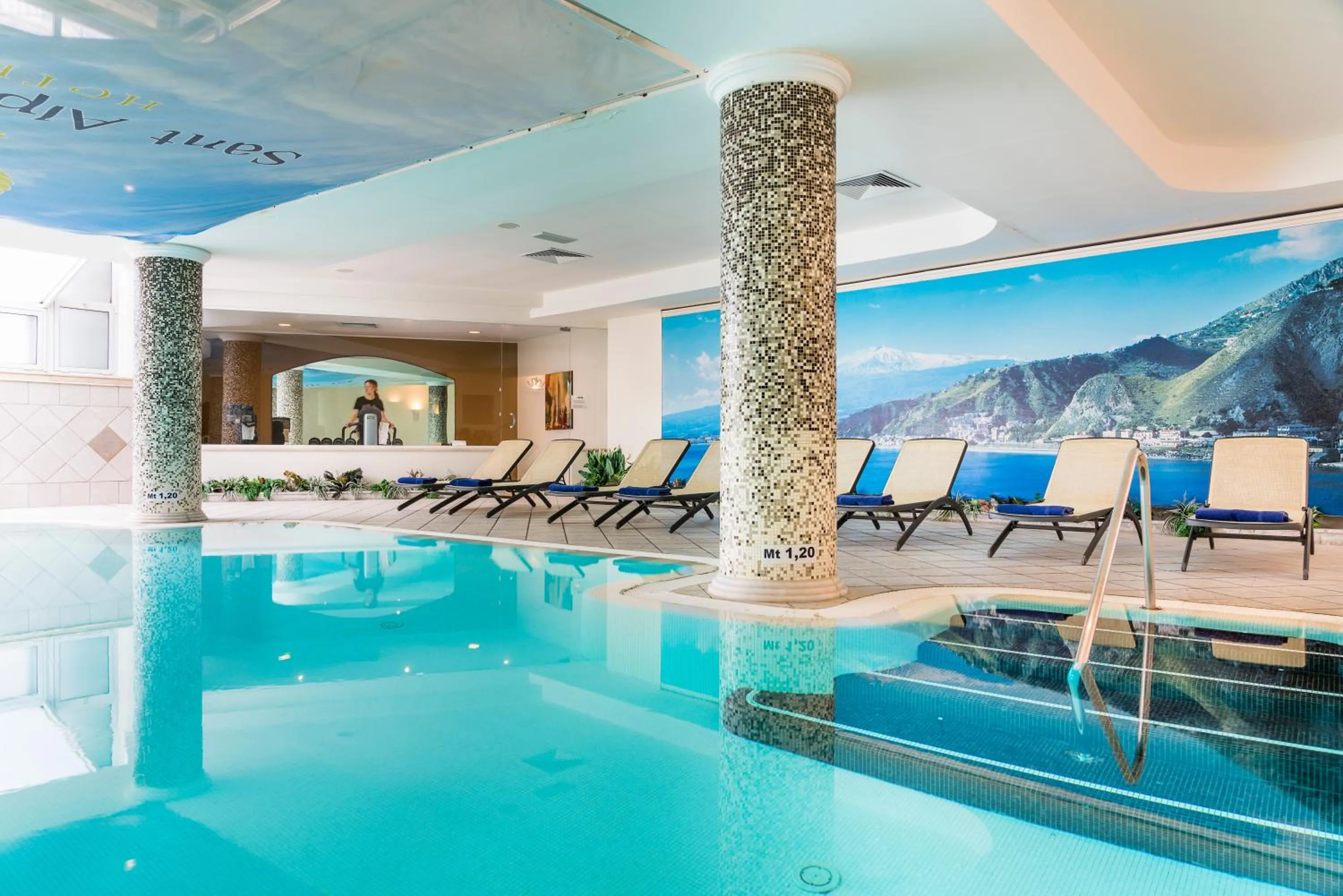 Swimming pool in Sant Alphio Garden Hotel & SPA