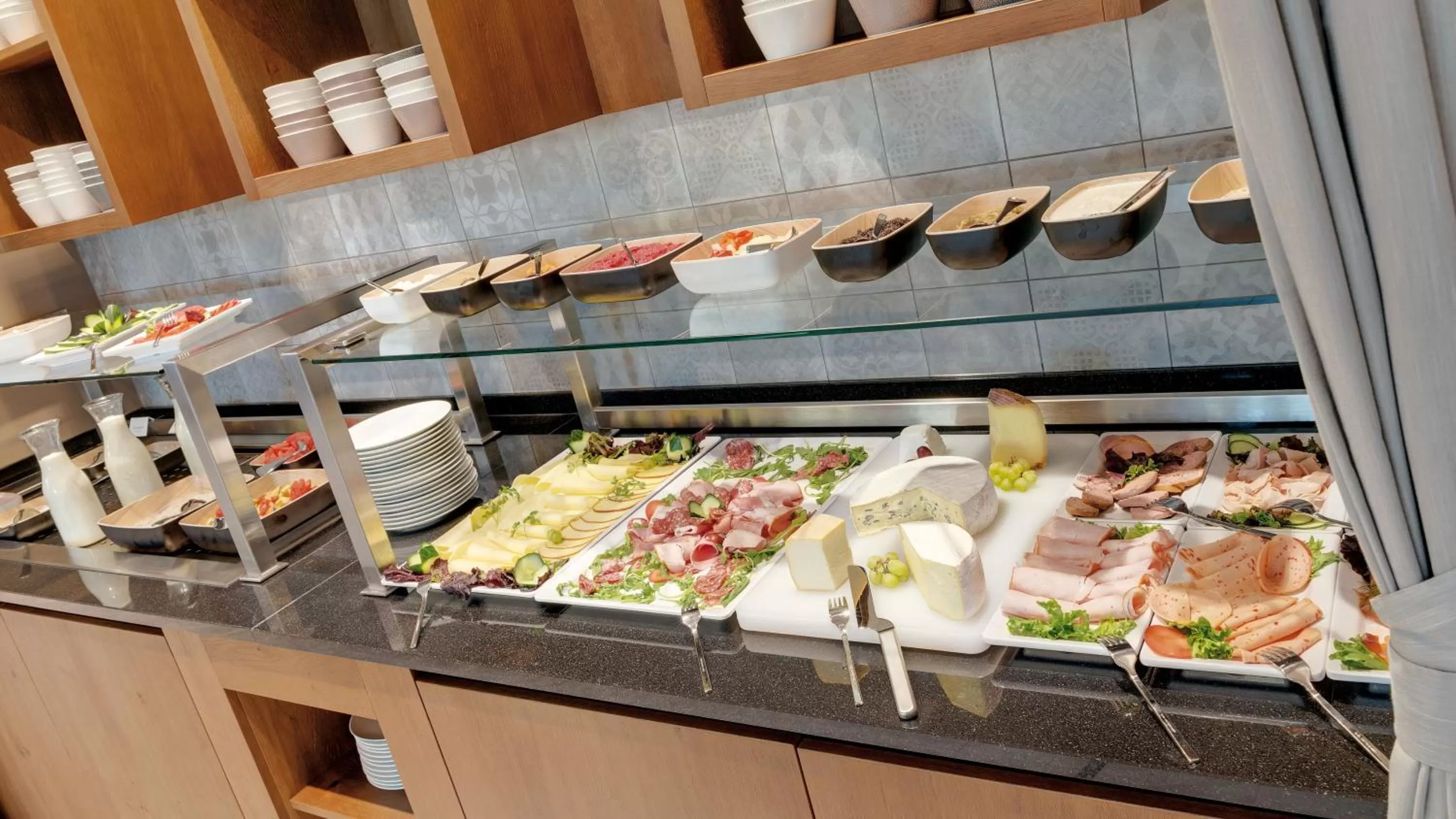 Buffet breakfast in Hotel Stadt Lörrach