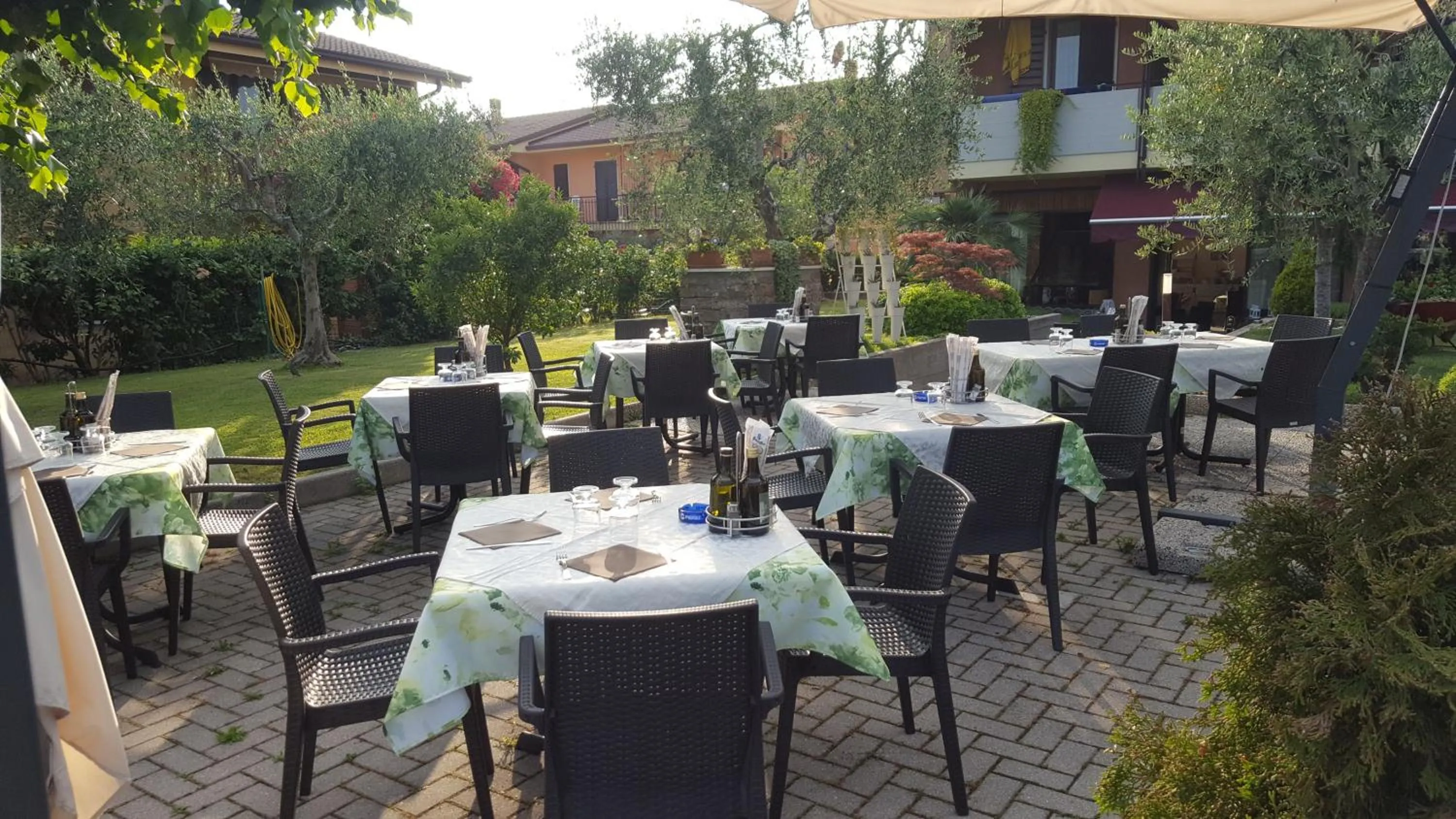 Restaurant/places to eat in Hotel Andreis