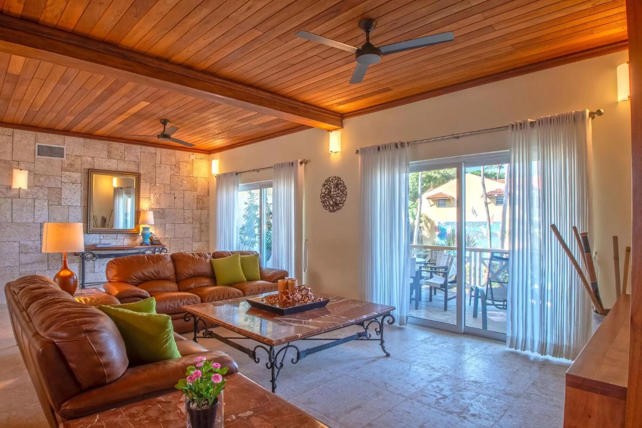 Living room in Velero Beach Resort