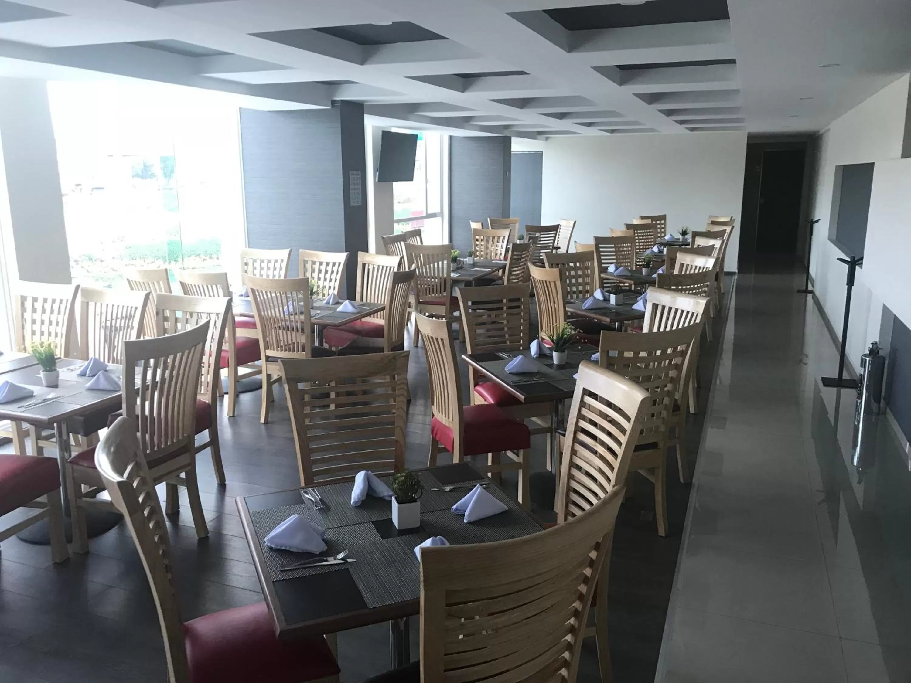 Dining area in Best Western Plus Metepec & Suites