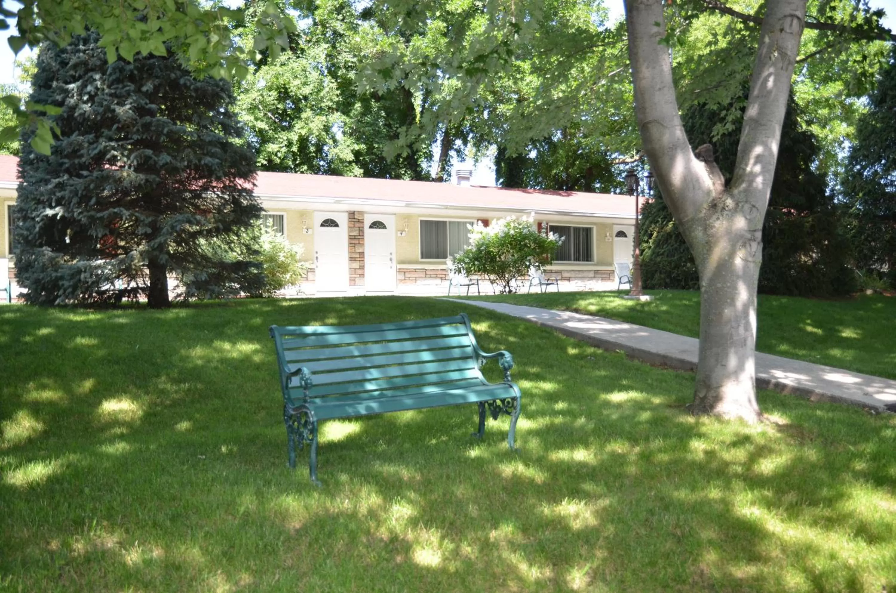 Property building in Motel Derfal