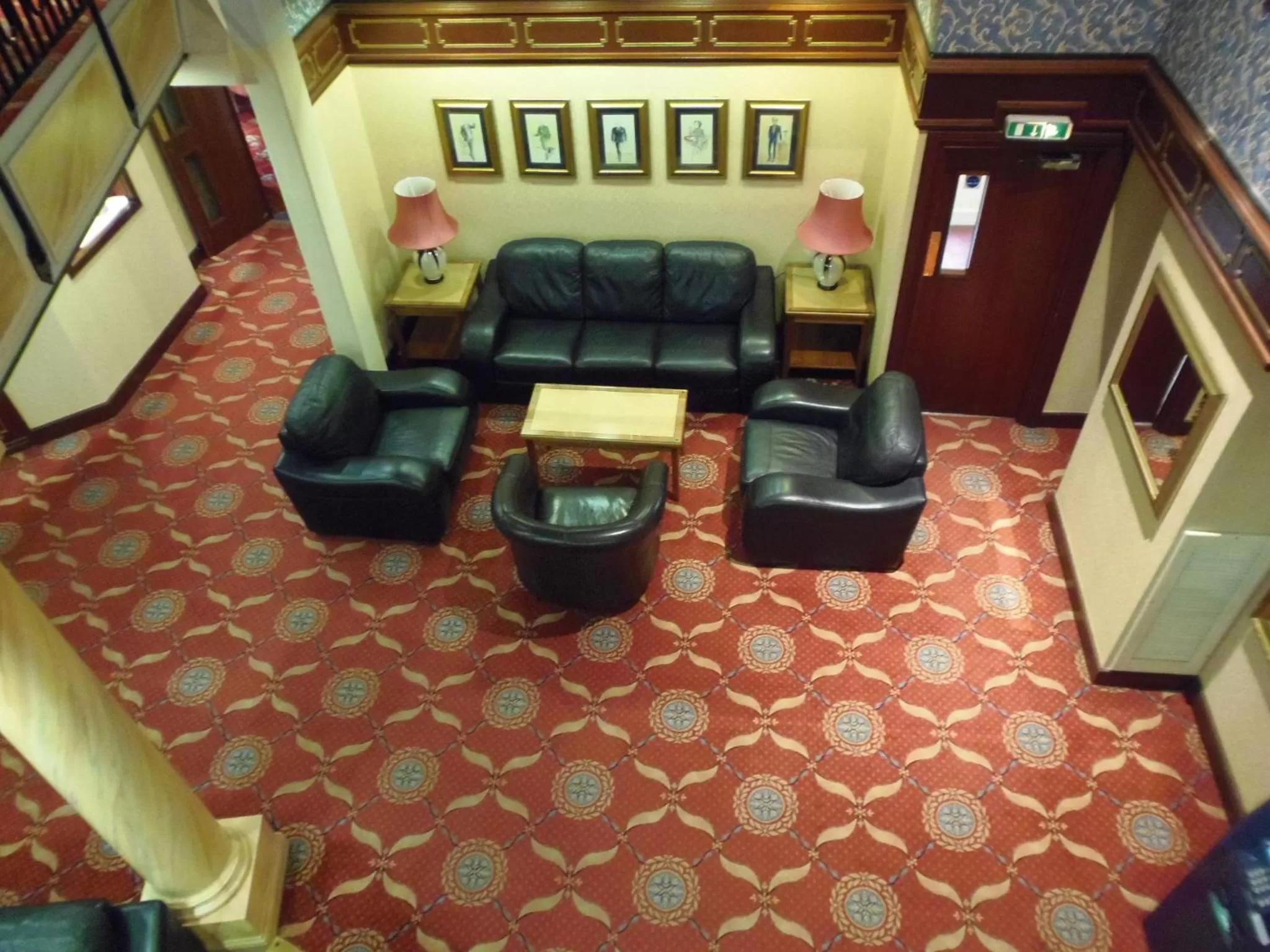 Lobby or reception in Lakeside International Hotel