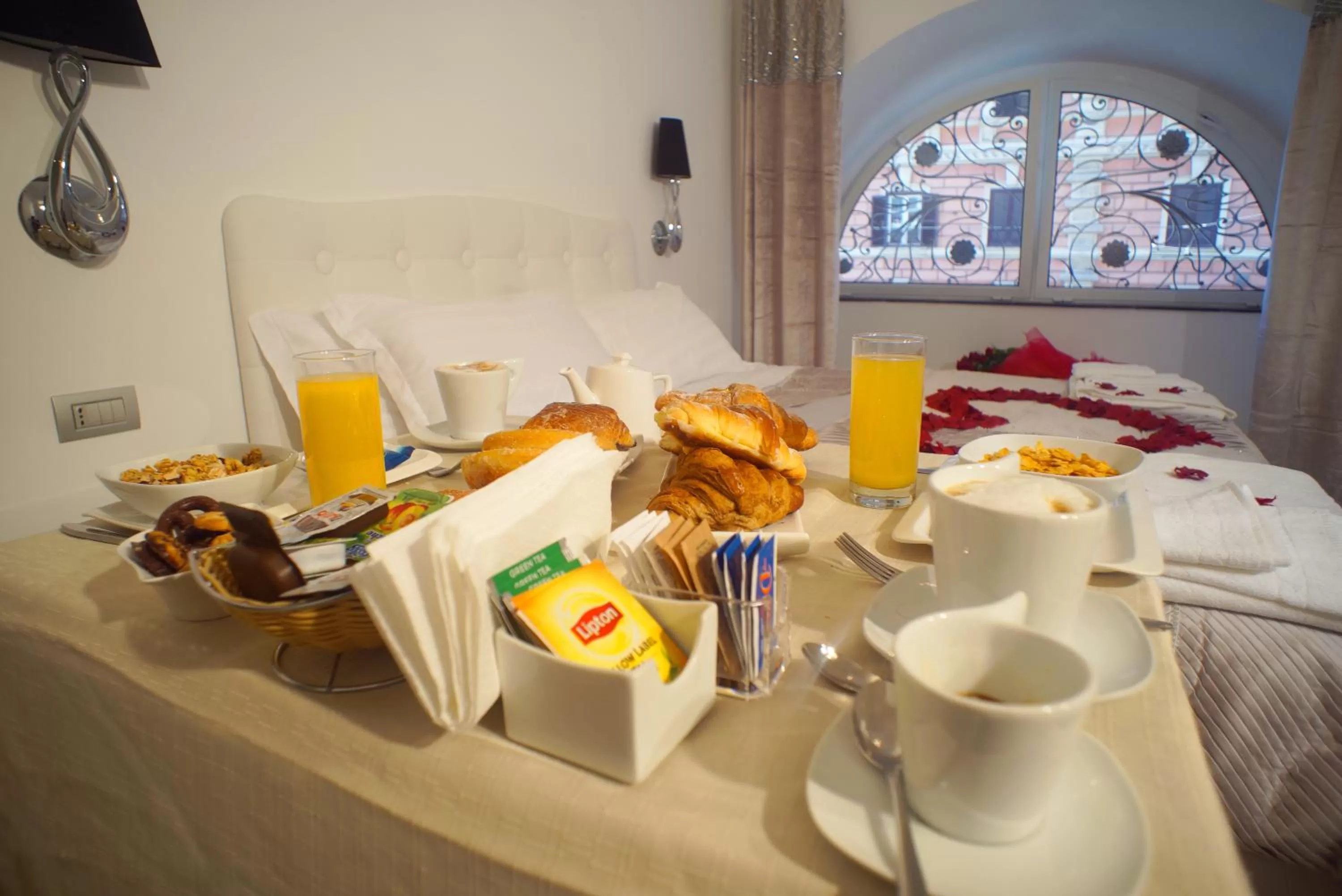 Breakfast, Bed in San Pietro Grand Suite