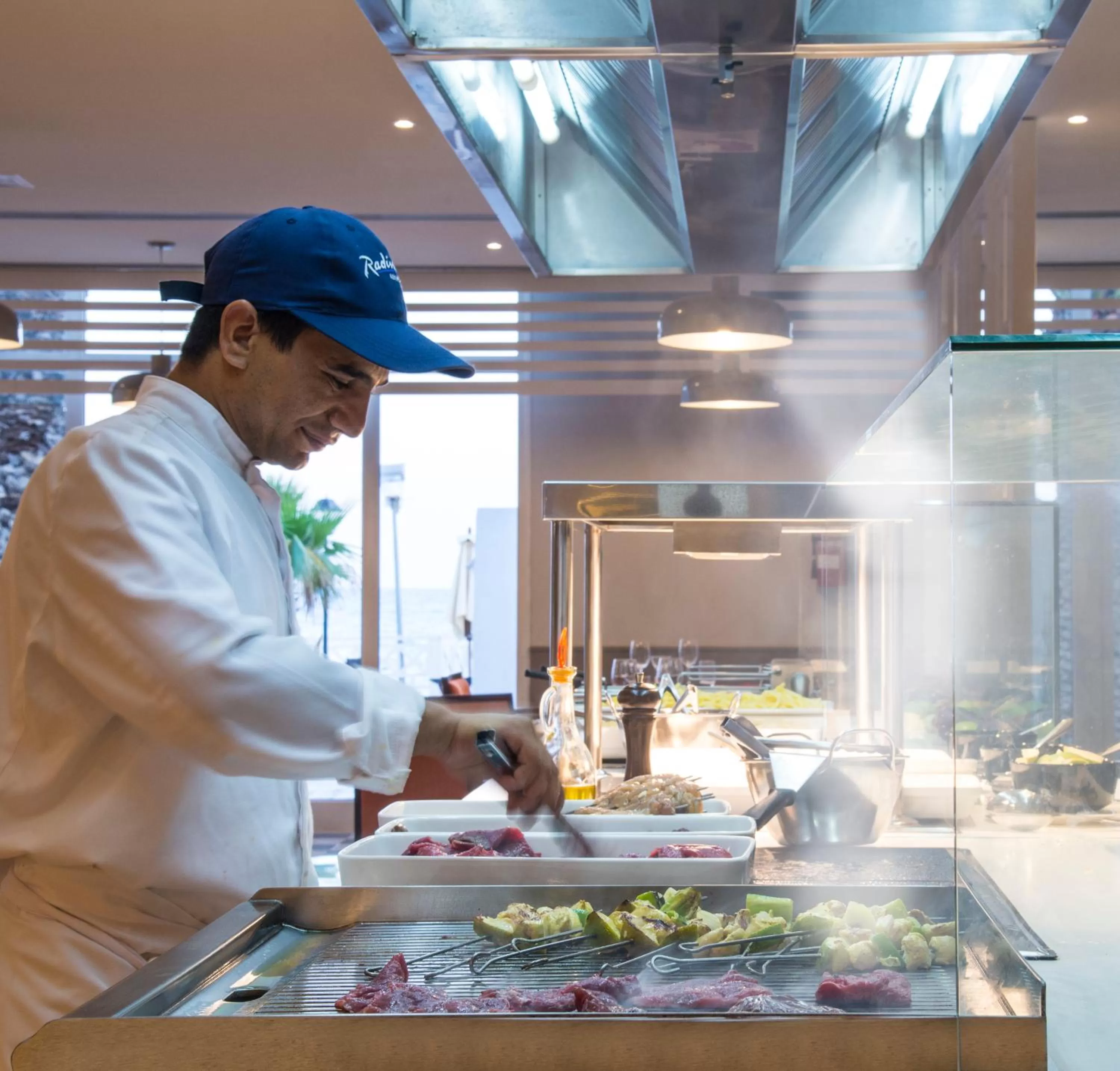 Restaurant/places to eat in Radisson Blu Resort & Thalasso Hammamet