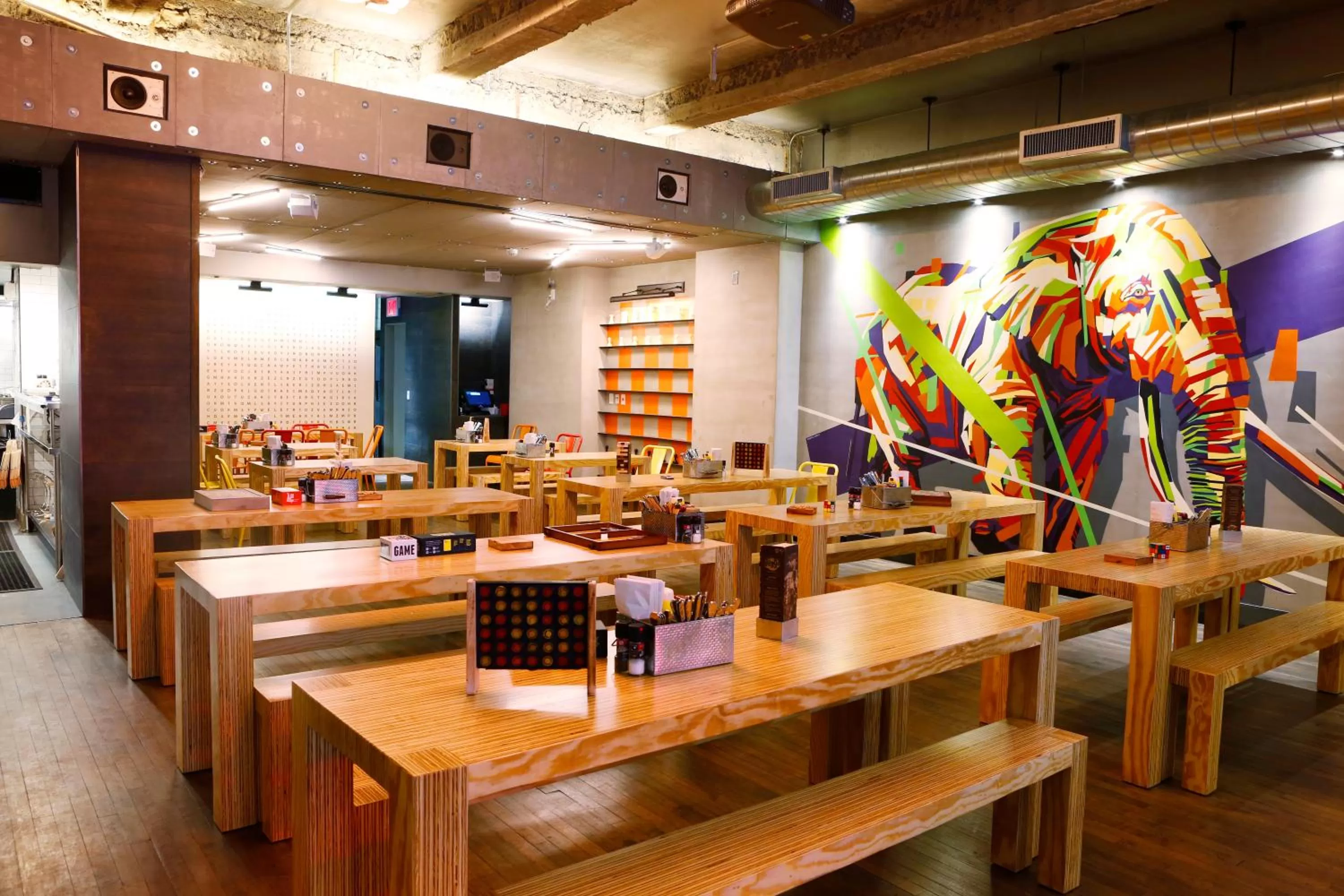 Restaurant/places to eat in Pod 51