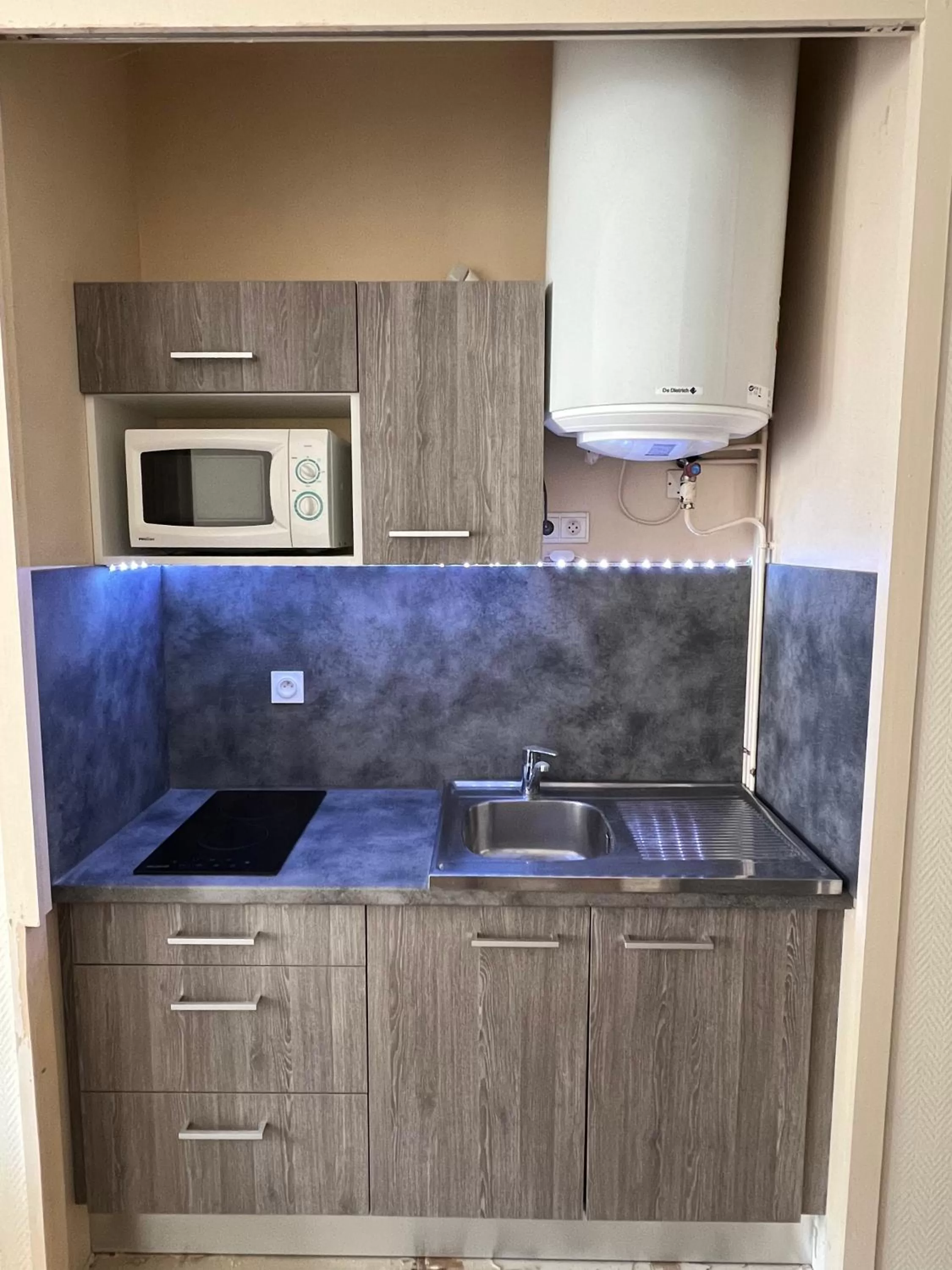 kitchen in Résidence Aramis