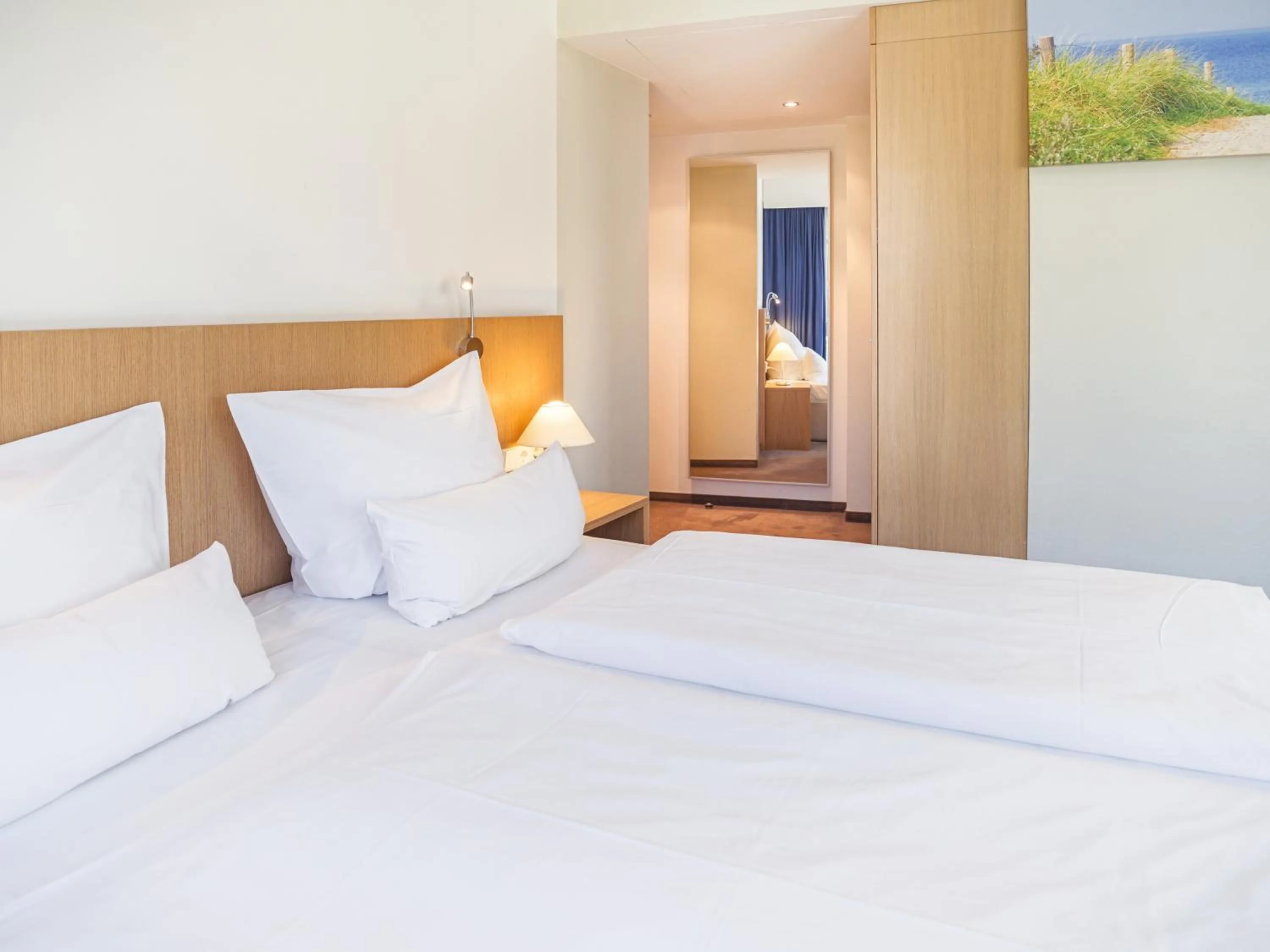 Bed in Hotel Berlin Mitte by Campanile