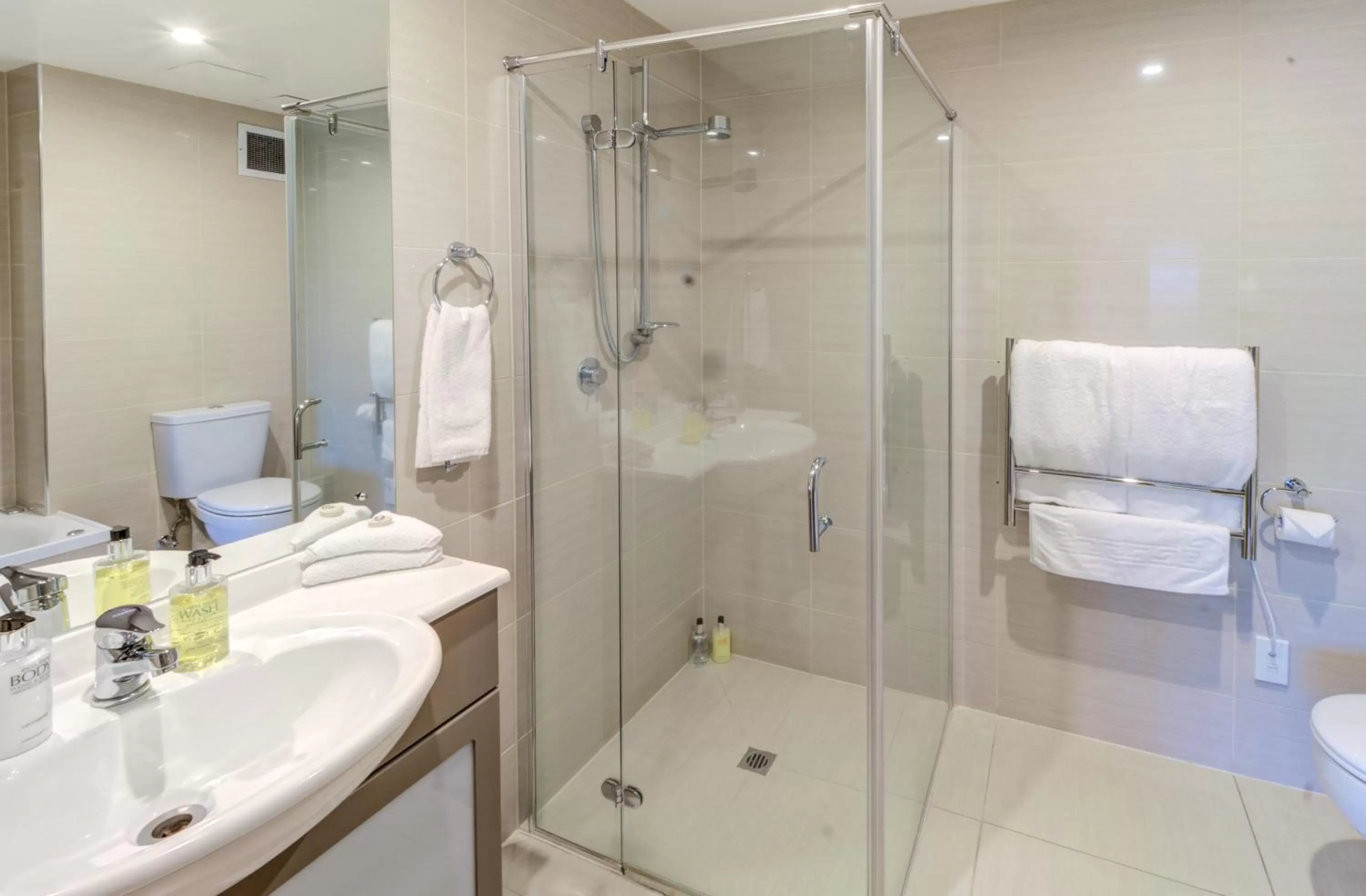 Shower in Parkview On Hagley