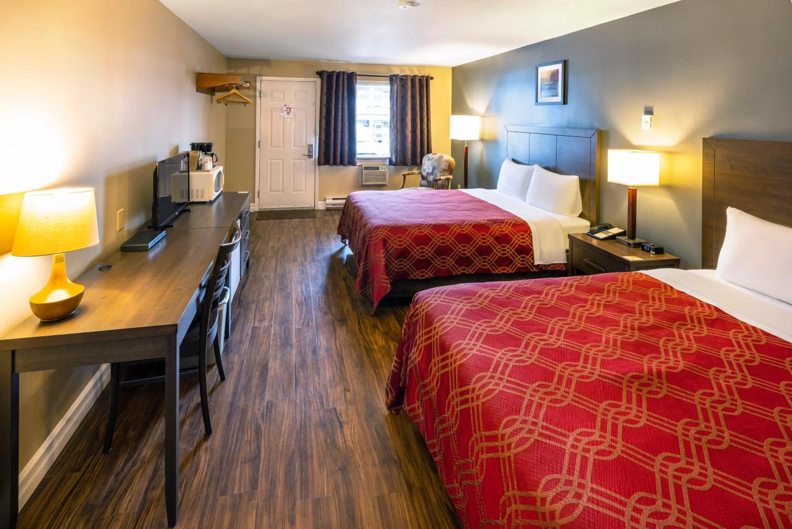 TV and multimedia in Econo Lodge Miramichi