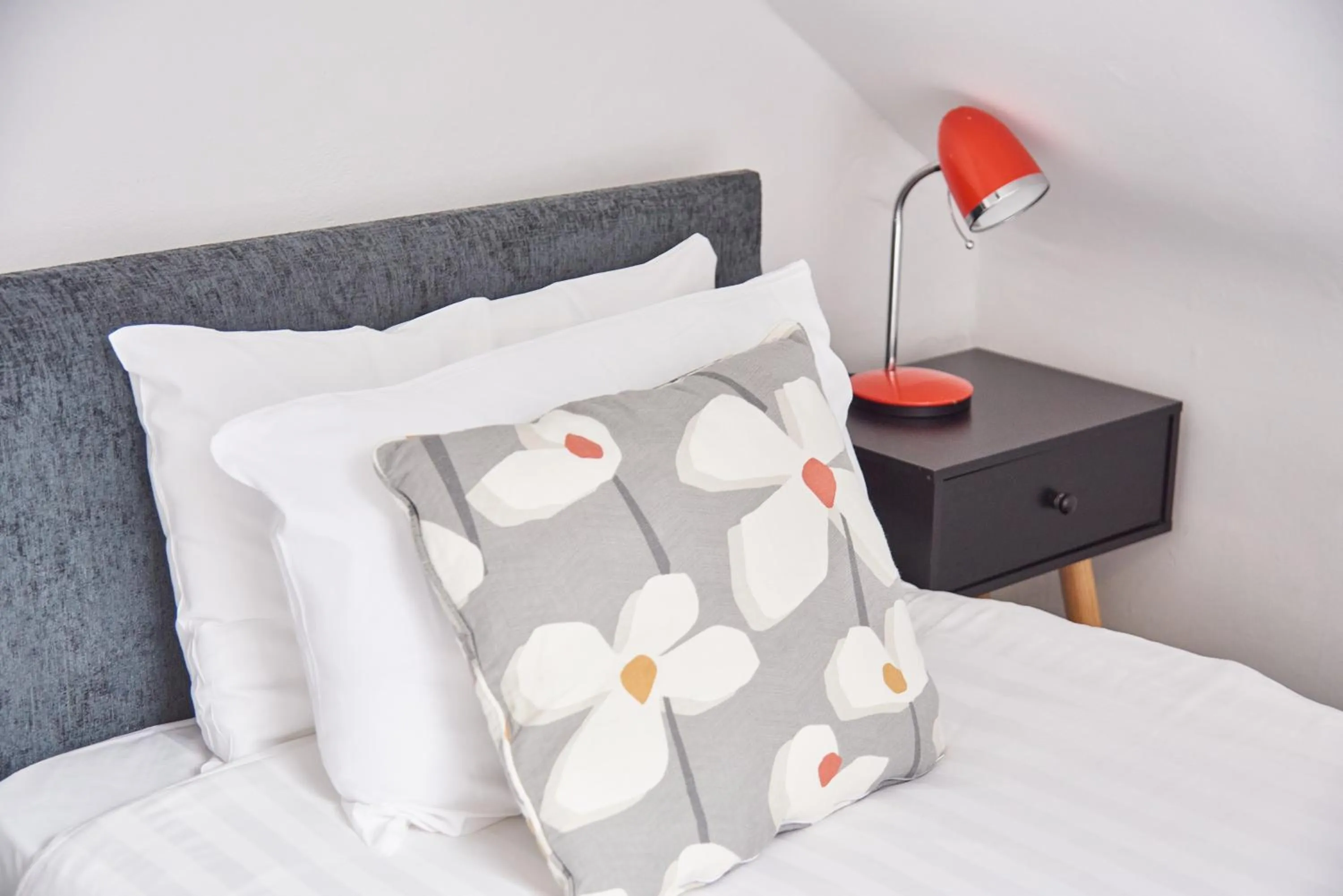 Bed in Kenilworth Hotel