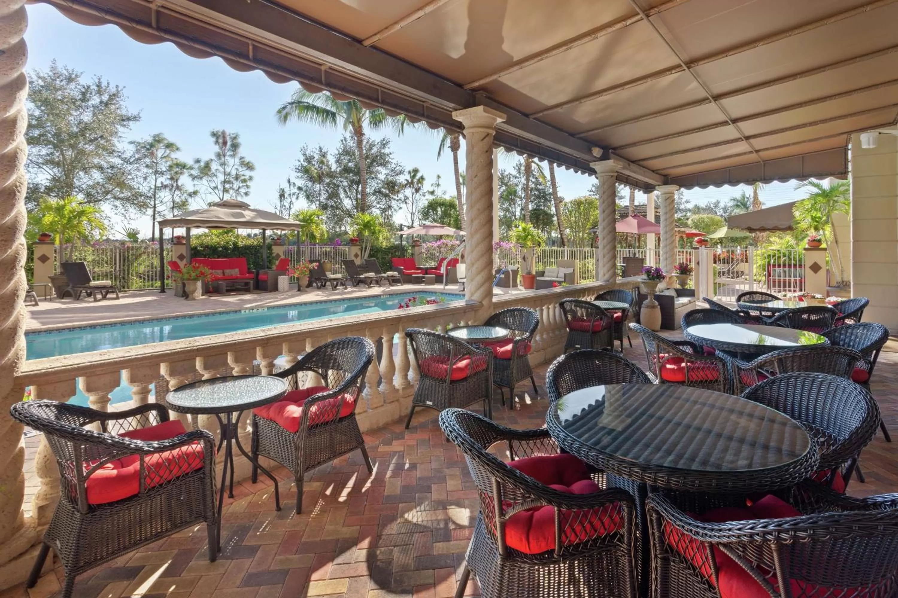 Property building in Hampton Inn & Suites Wellington