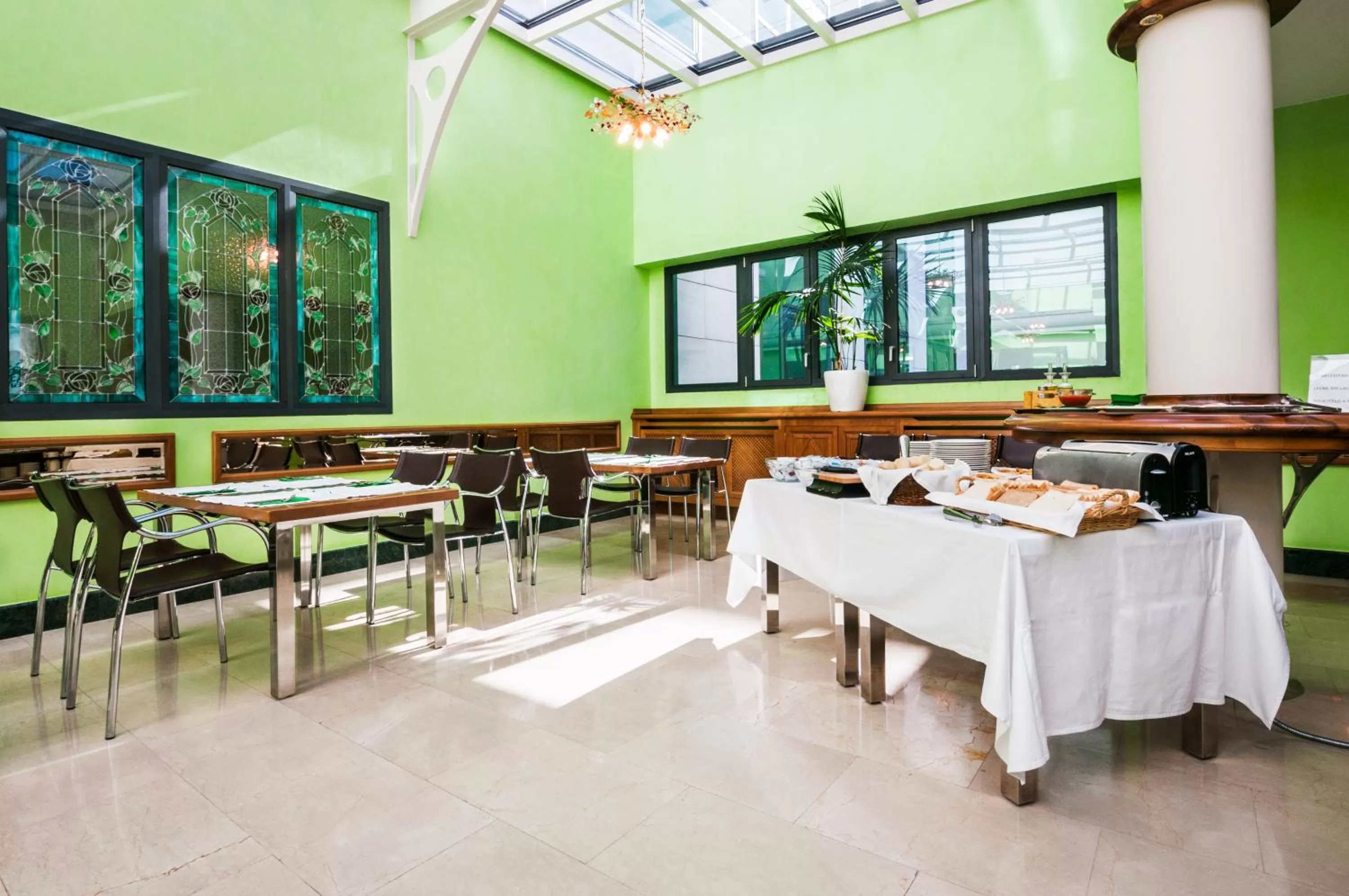 Buffet breakfast in Hotel Julia