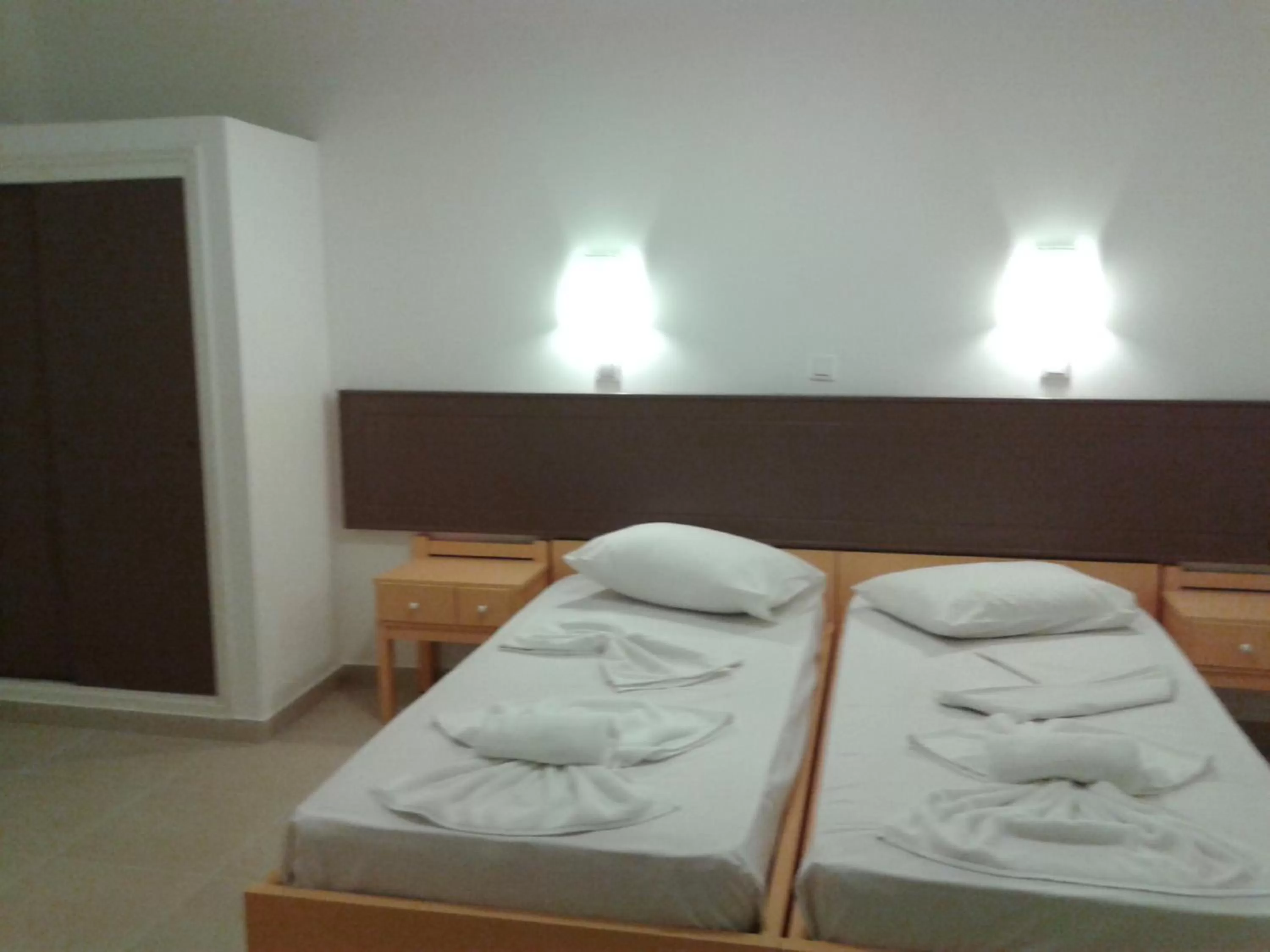 Bedroom, Bed in Fantasia Hotel Apartments