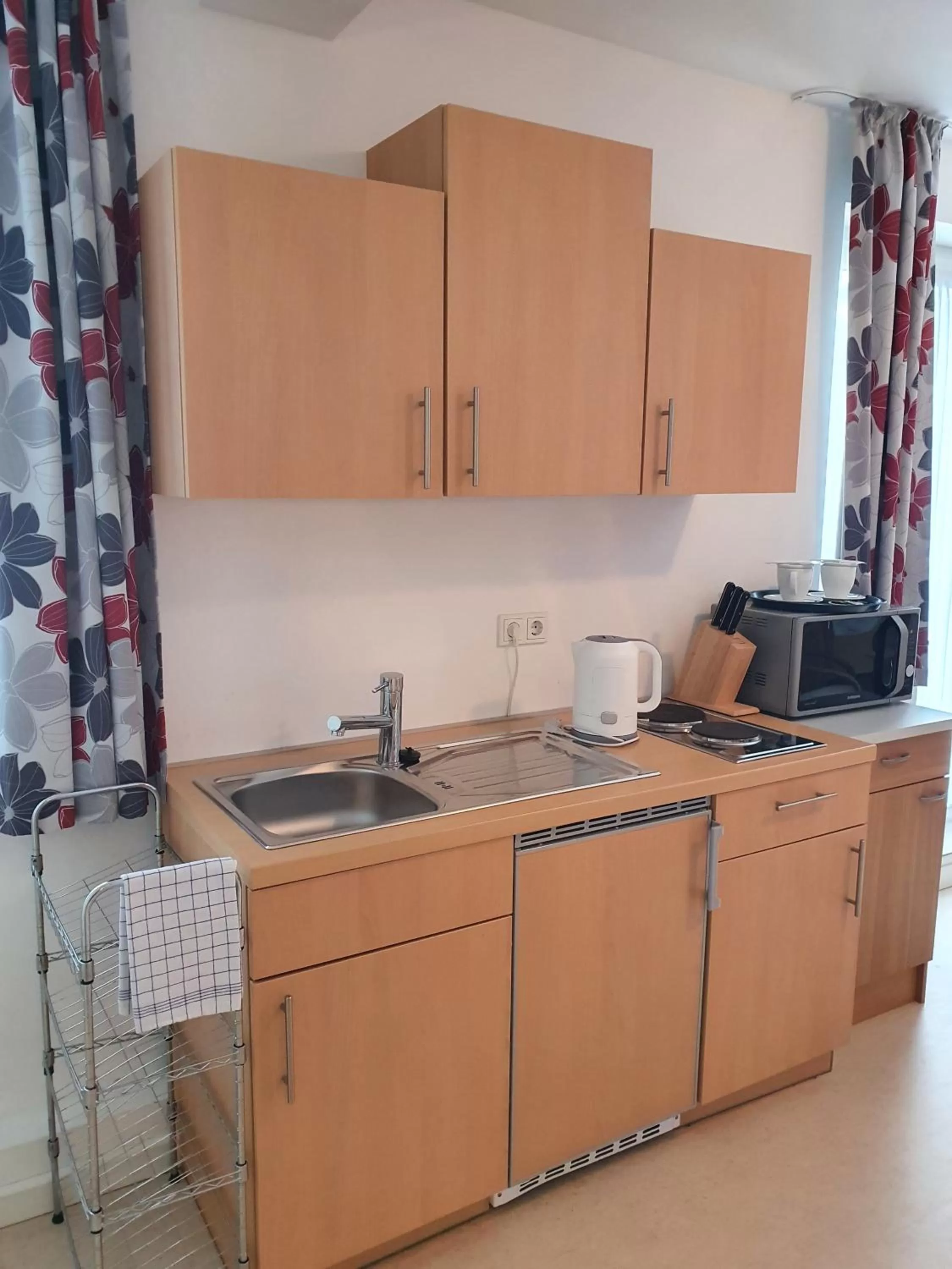 Kitchen or kitchenette in Gästehaus Altstadttraum