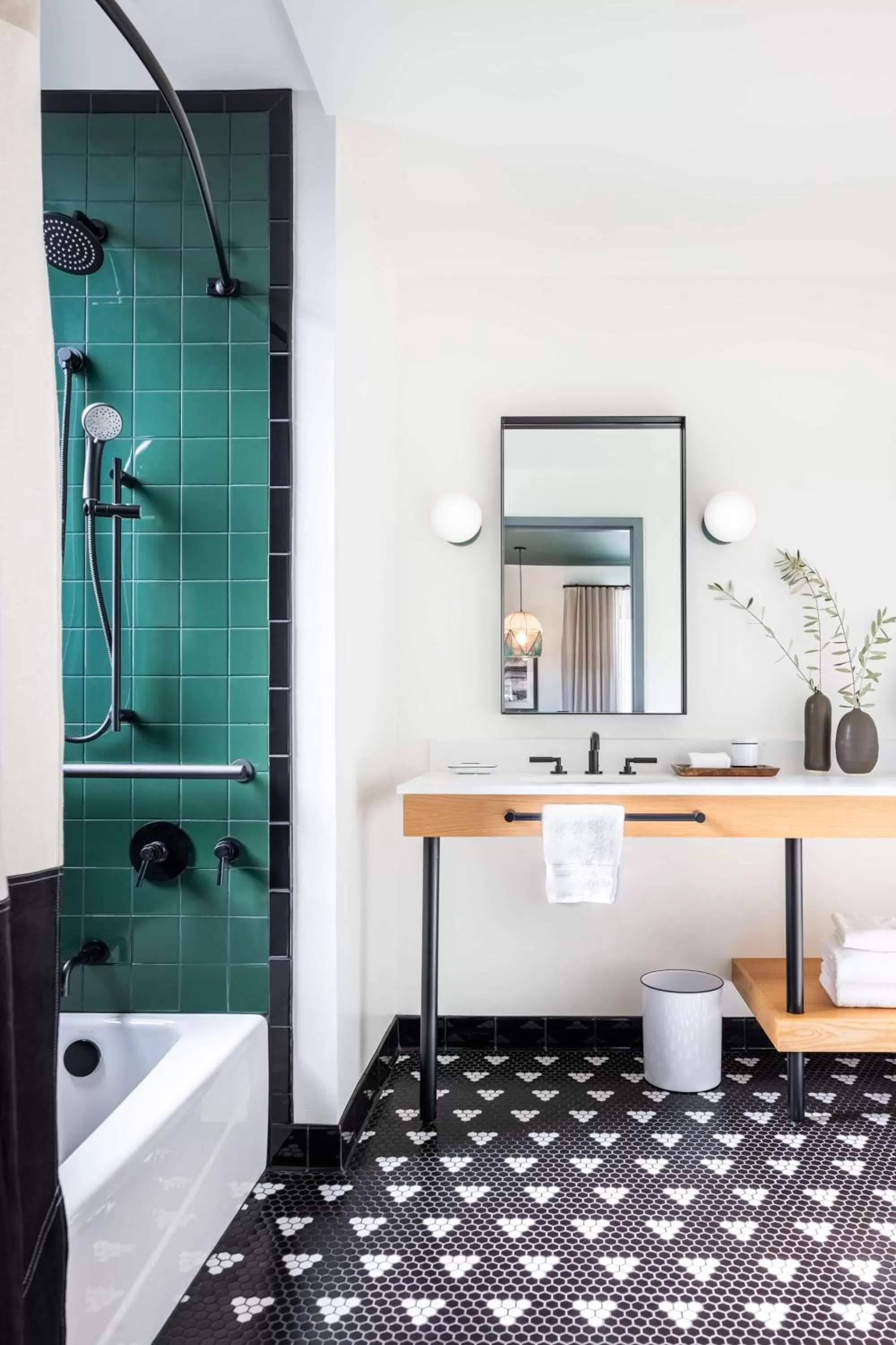 Bathroom in El Capitan Hotel