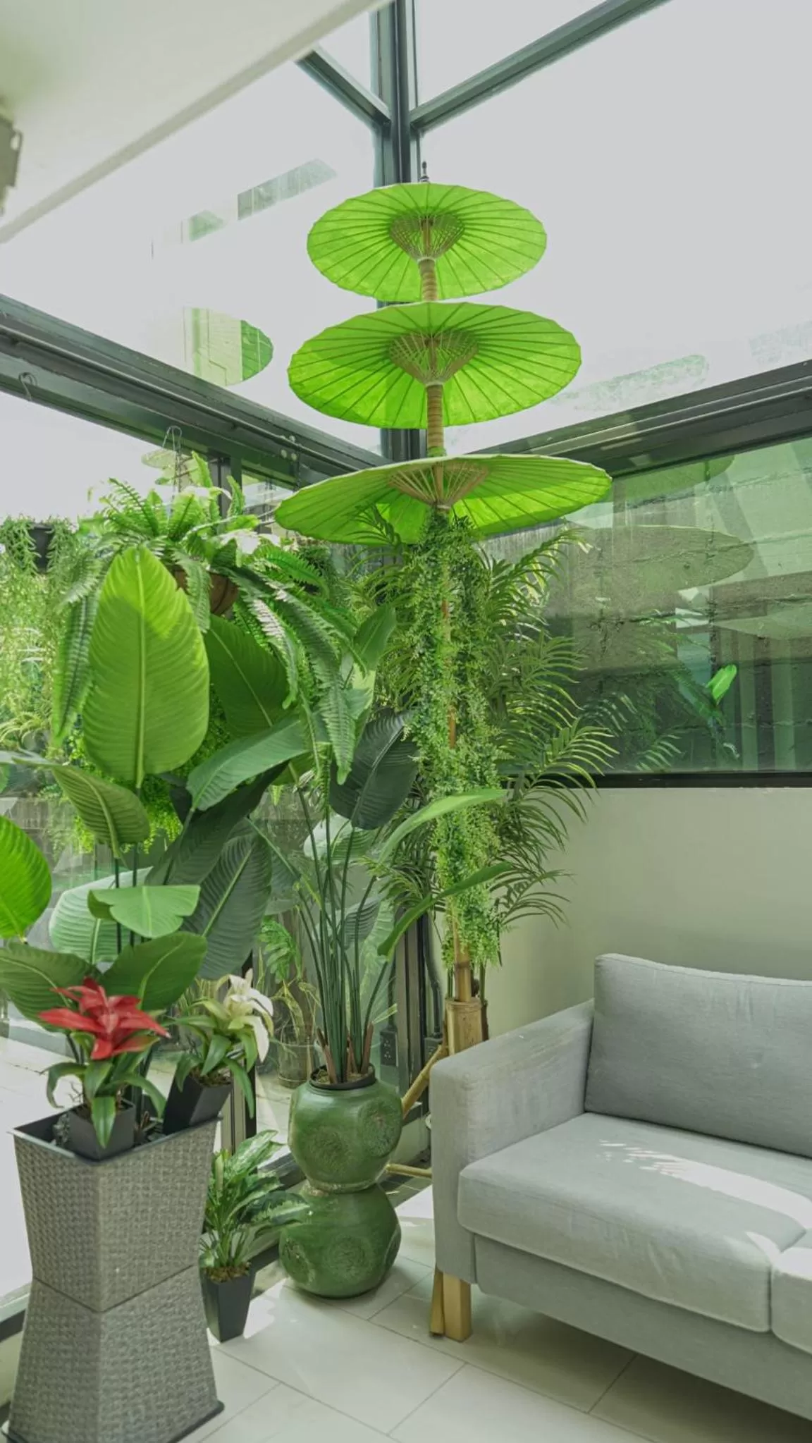 Living room in RoomQuest Bangkok Don Mueang Airport