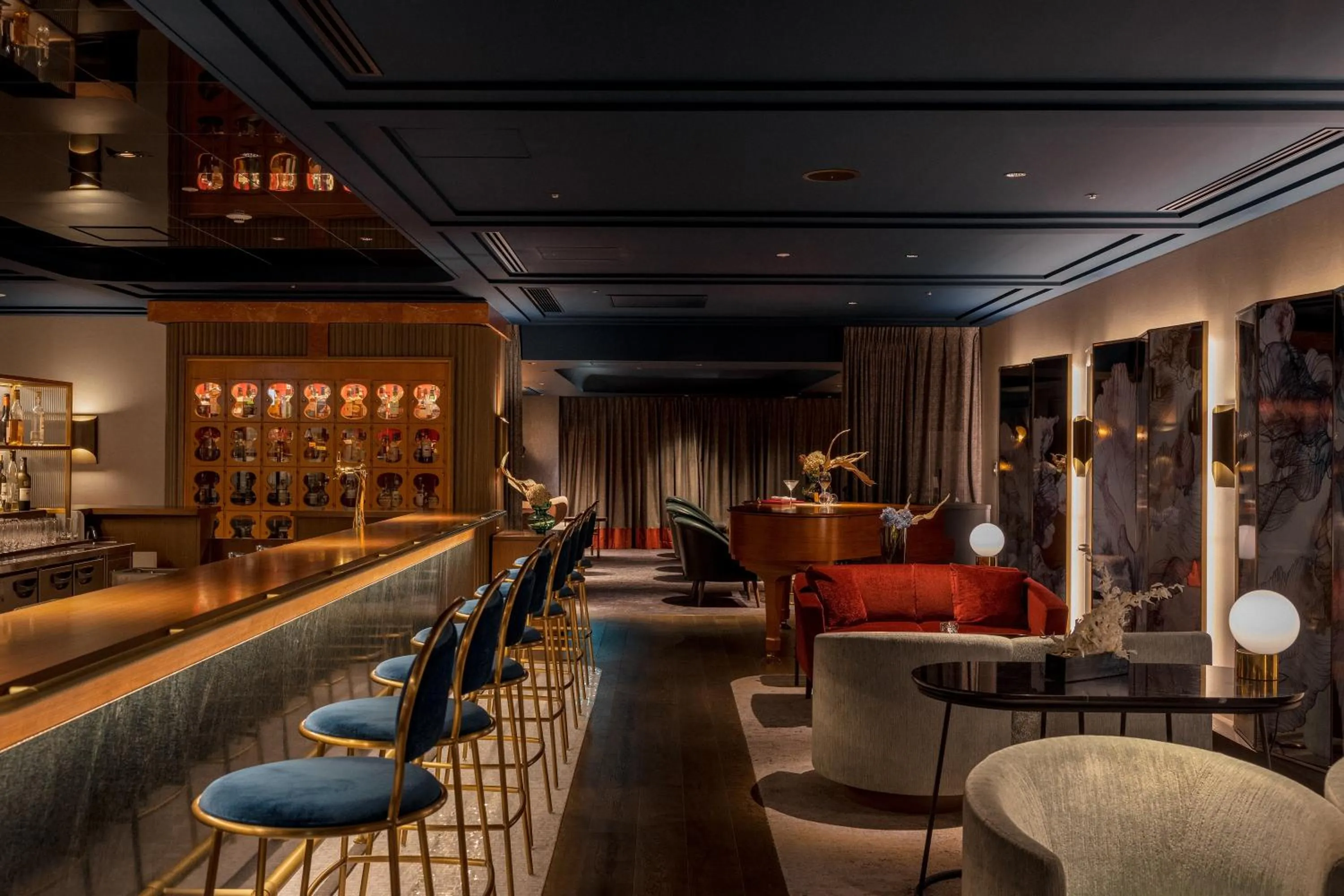 Lounge or bar in The Westin Miyako Kyoto