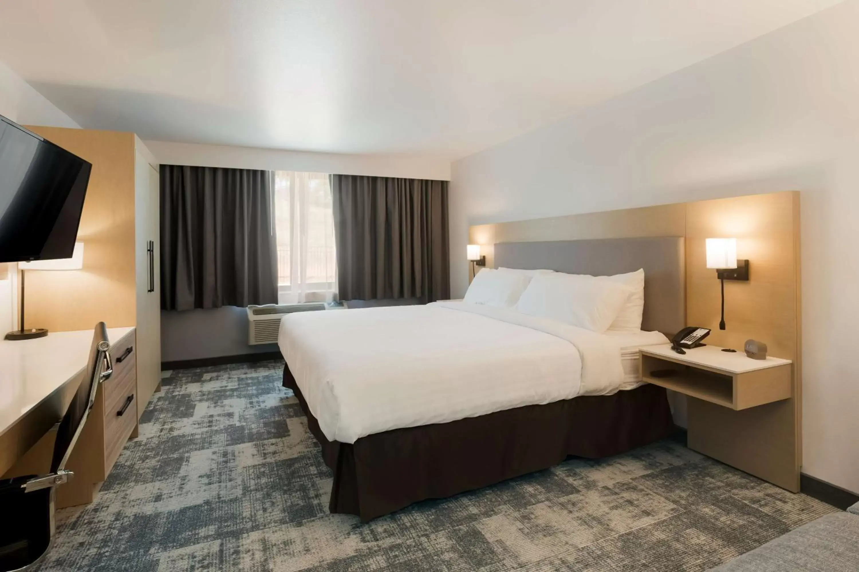 King Room with Roll-In Shower - Mobility Accessible in Best Western Colfax King Room with Roll-In Shower - Mobility Accessible in Best Western Colfax